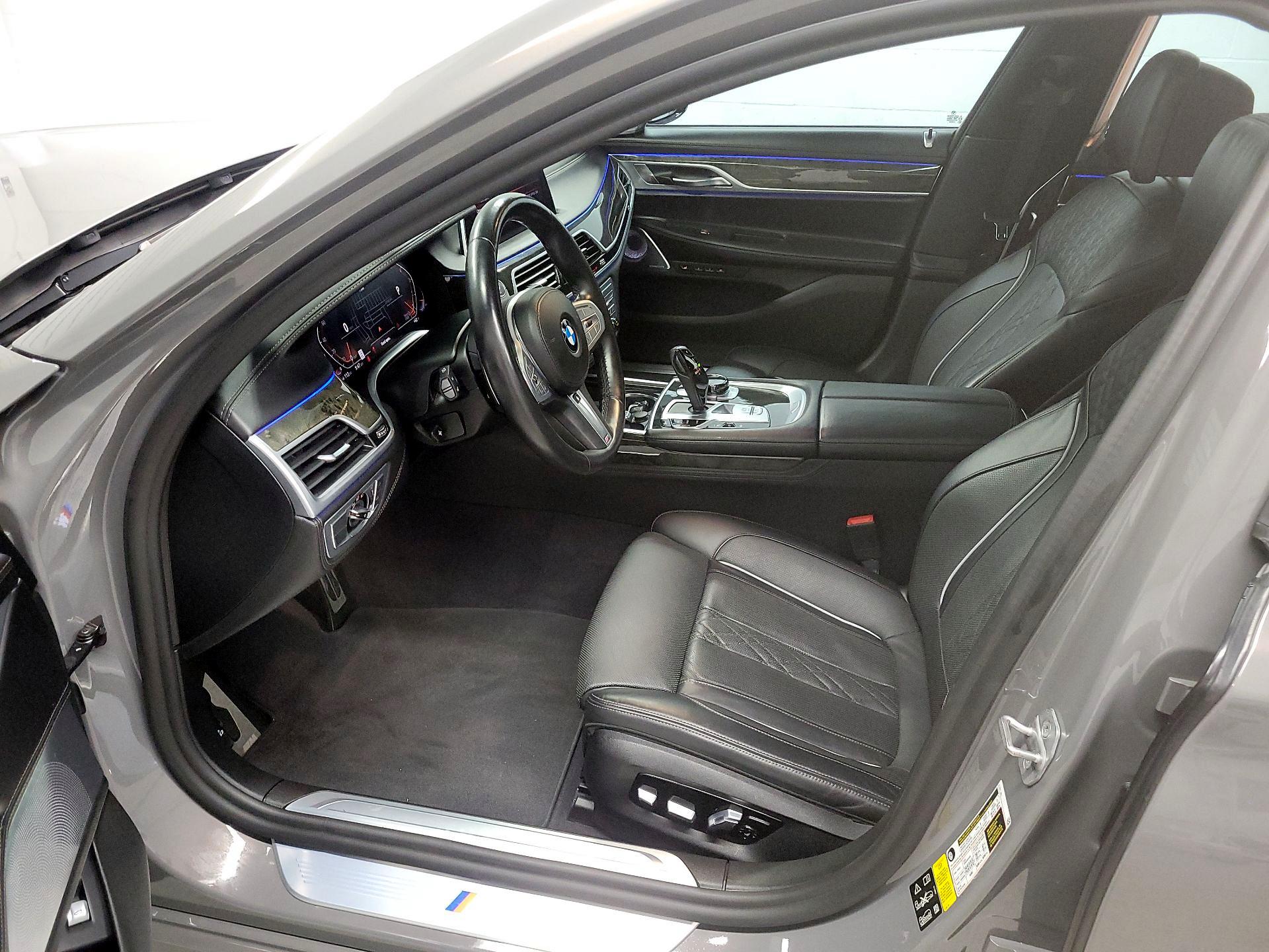 Thumbnail: 2022 BMW 7 Series - 11