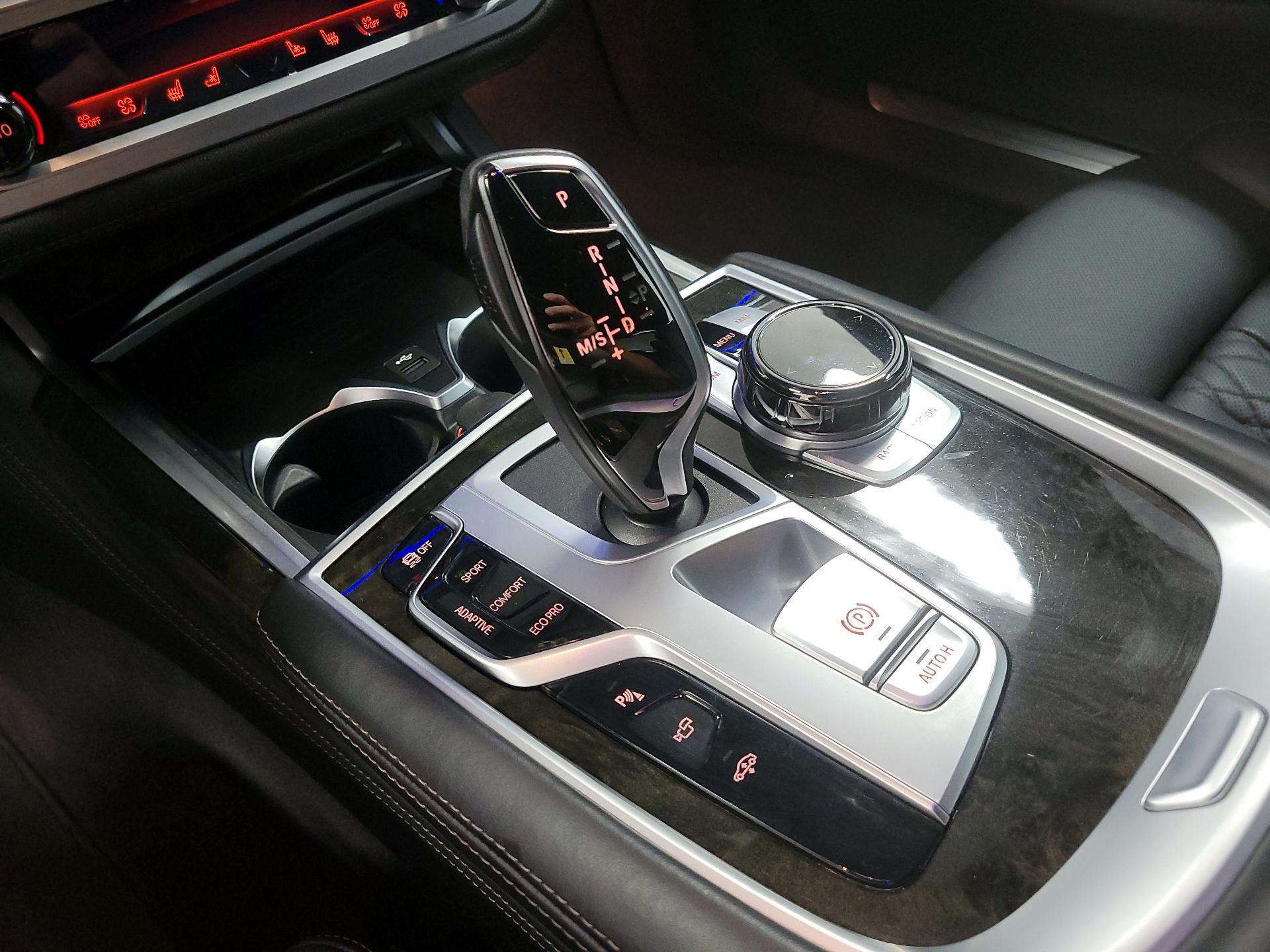 Thumbnail: 2022 BMW 7 Series - 18