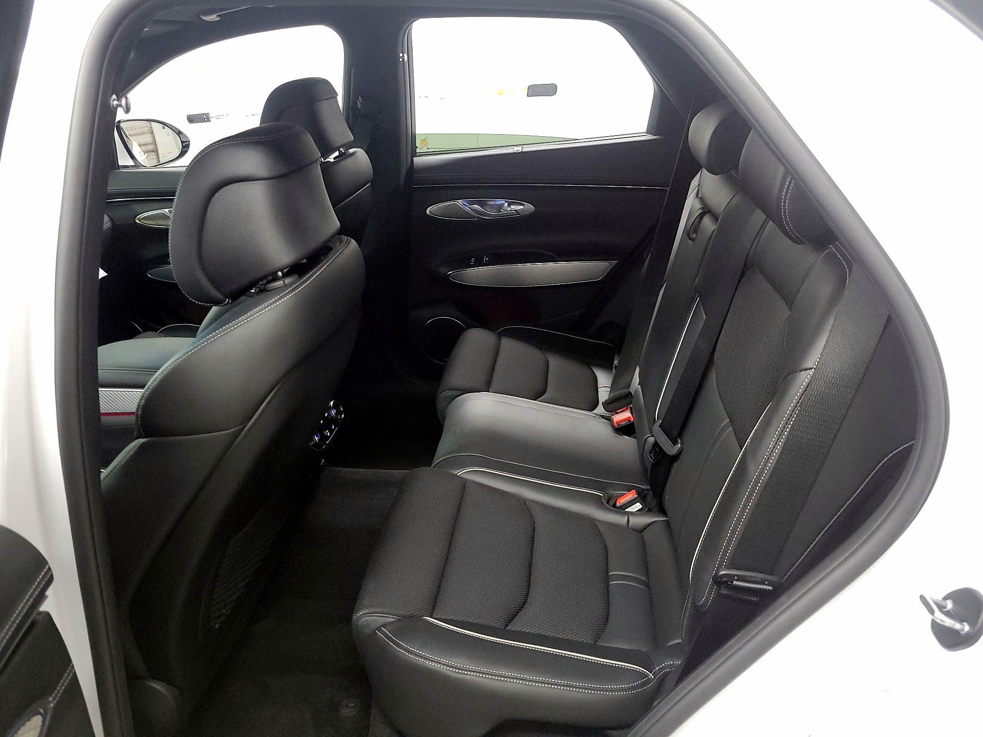 Thumbnail: 2023 Genesis GV70 - 18