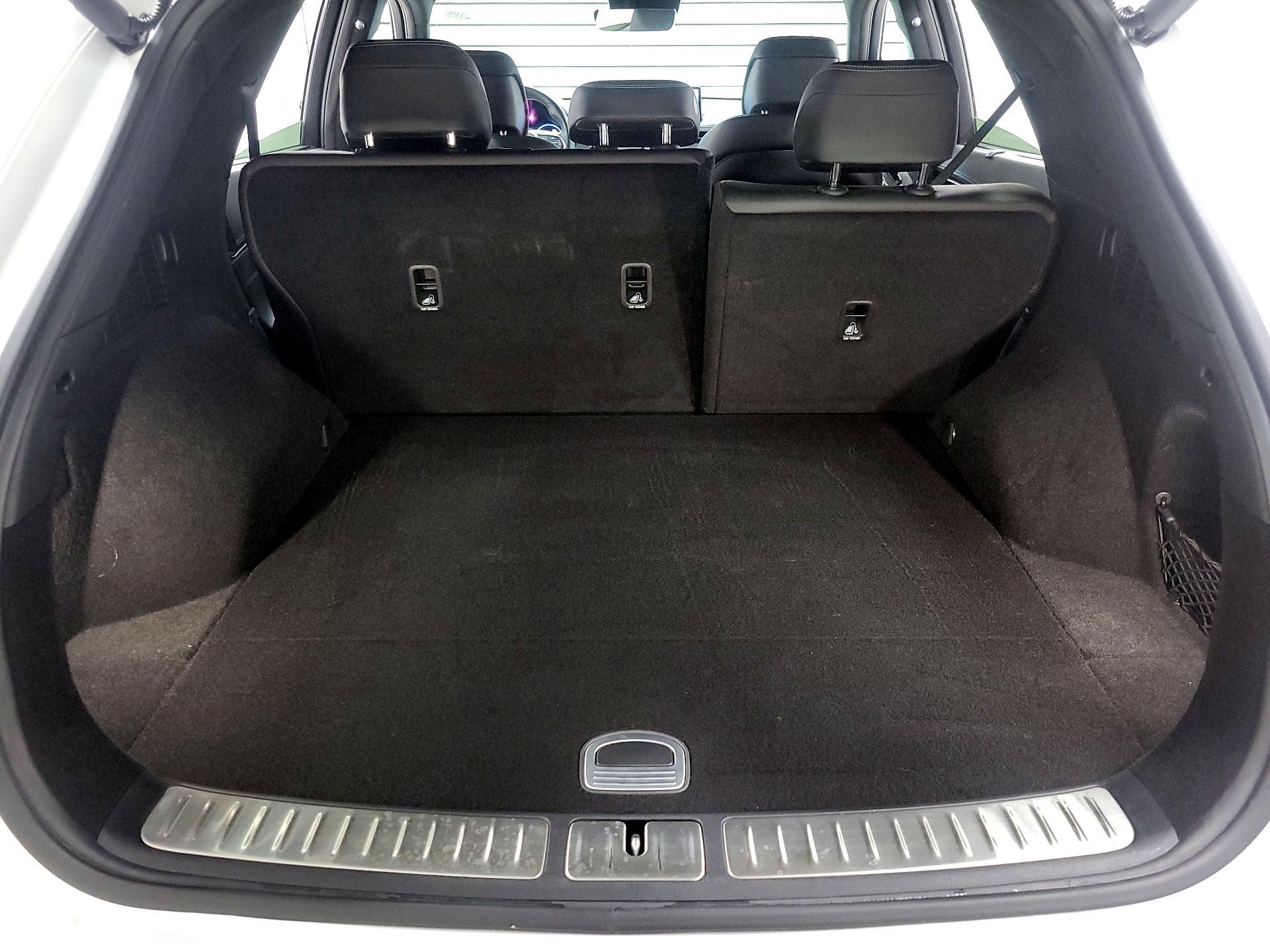 Thumbnail: 2023 Genesis GV70 - 19