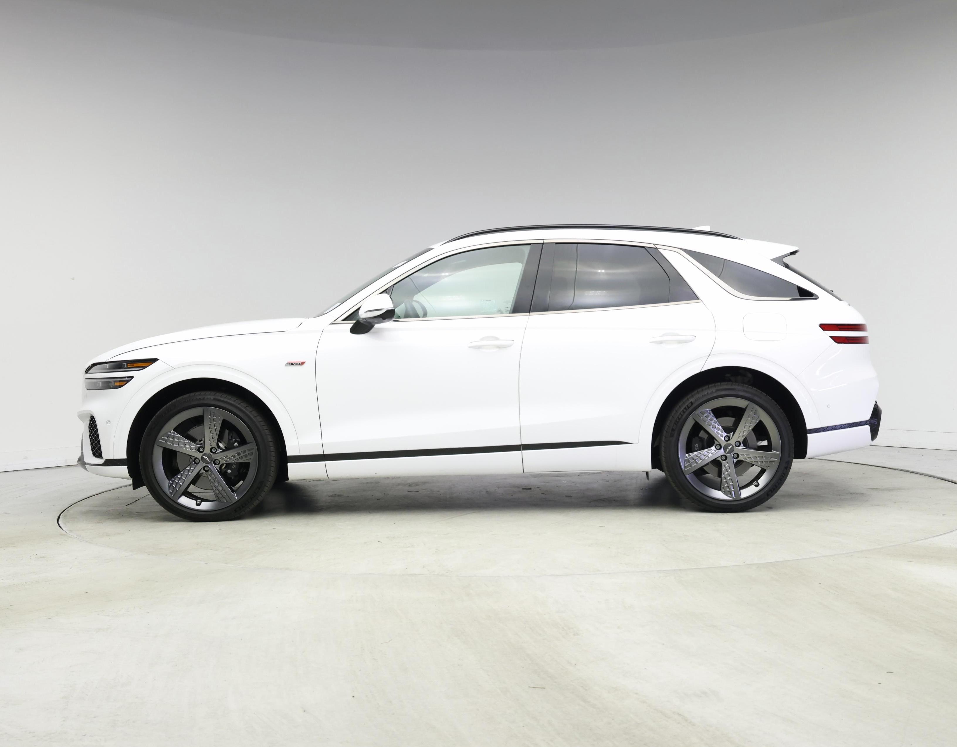 Thumbnail: 2023 Genesis GV70 - 3