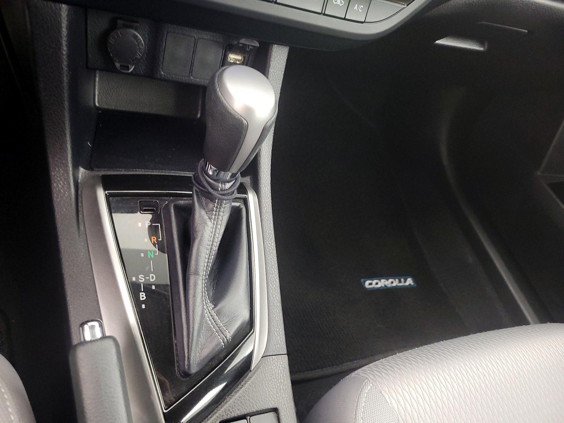 Thumbnail: 2014 Toyota Corolla - 17