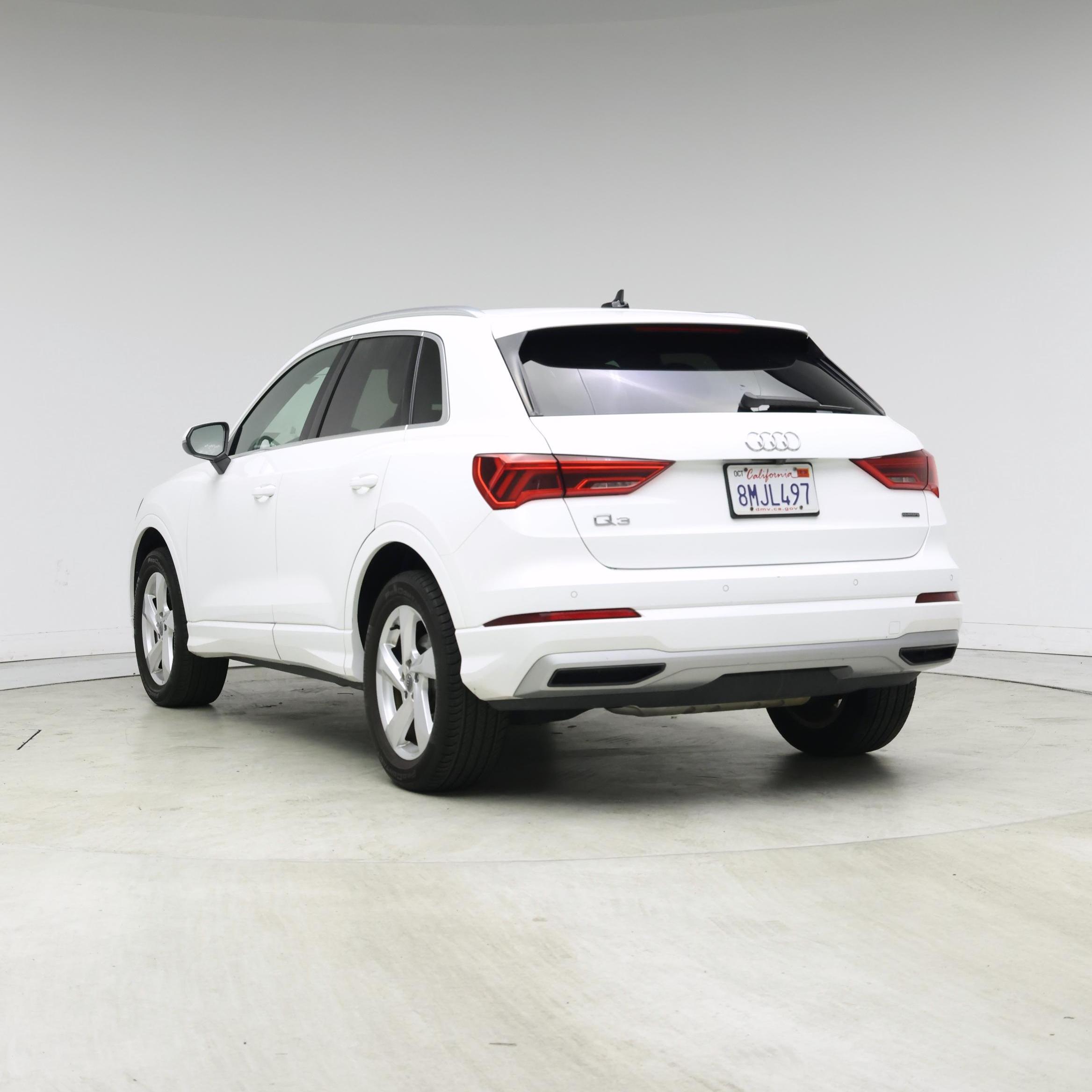 Thumbnail: 2020 Audi Q3 - 2