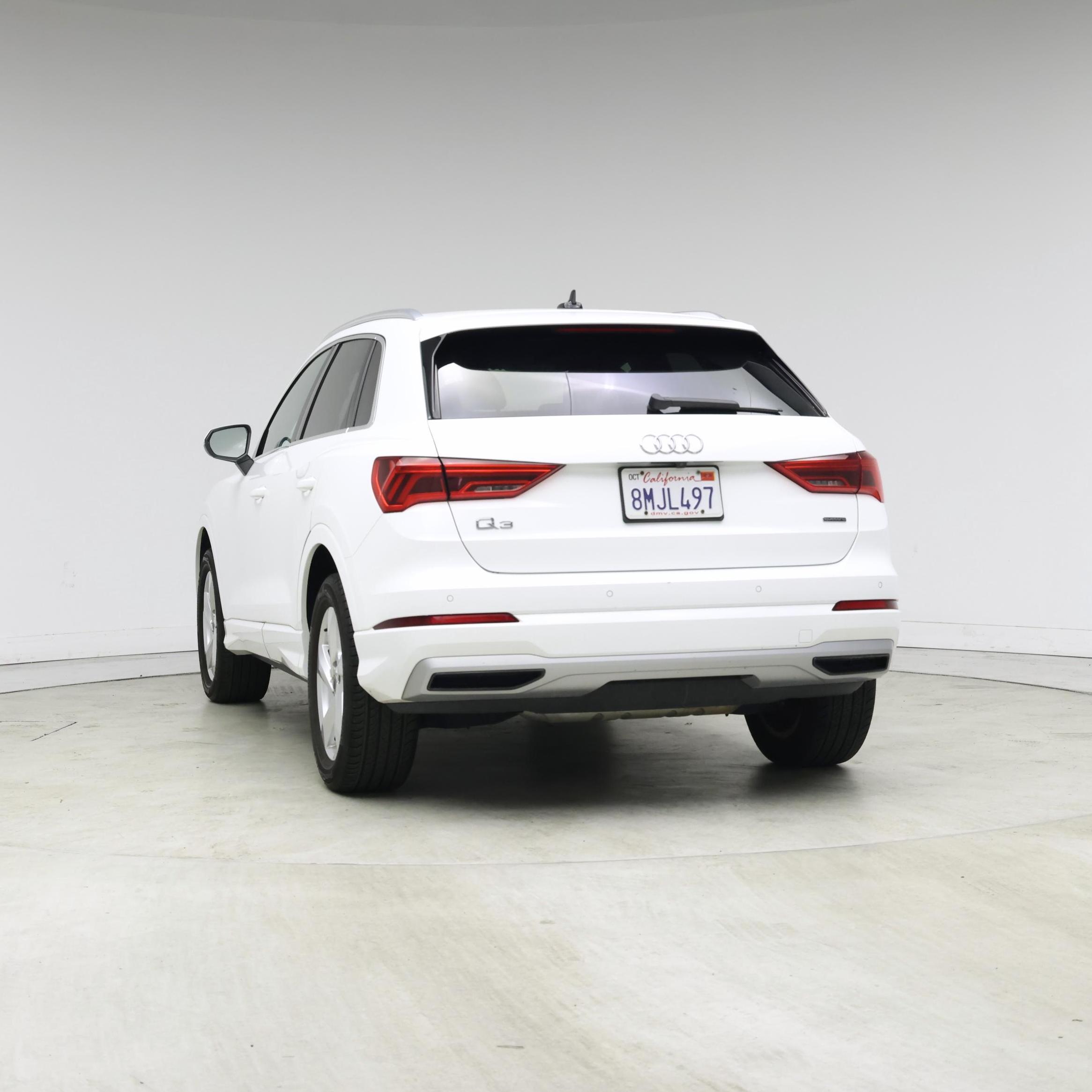 Thumbnail: 2020 Audi Q3 - 6