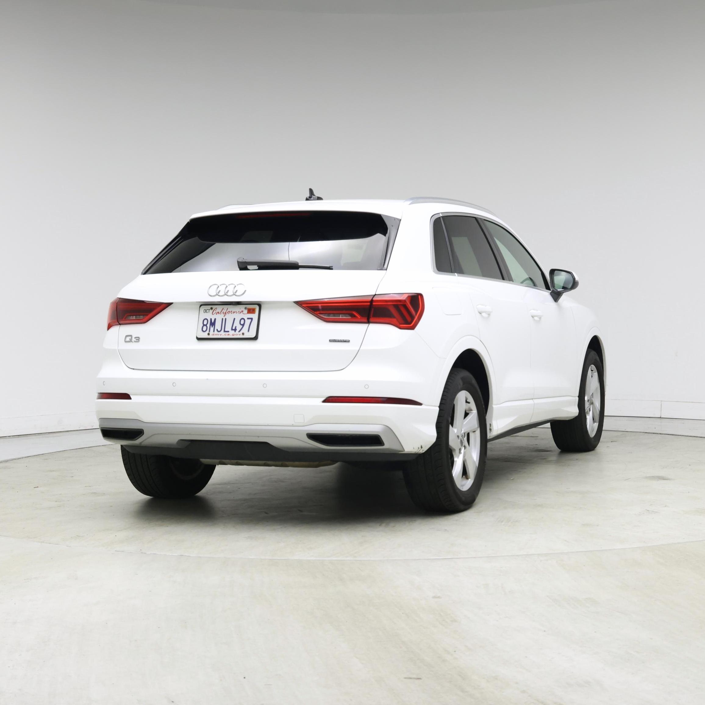 Thumbnail: 2020 Audi Q3 - 8