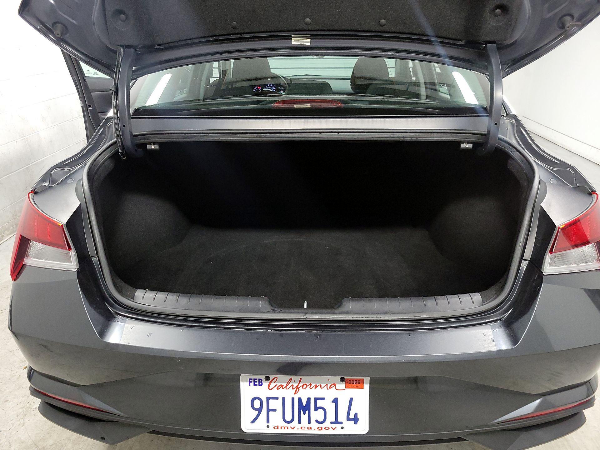 Thumbnail: 2021 Hyundai Elantra - 20