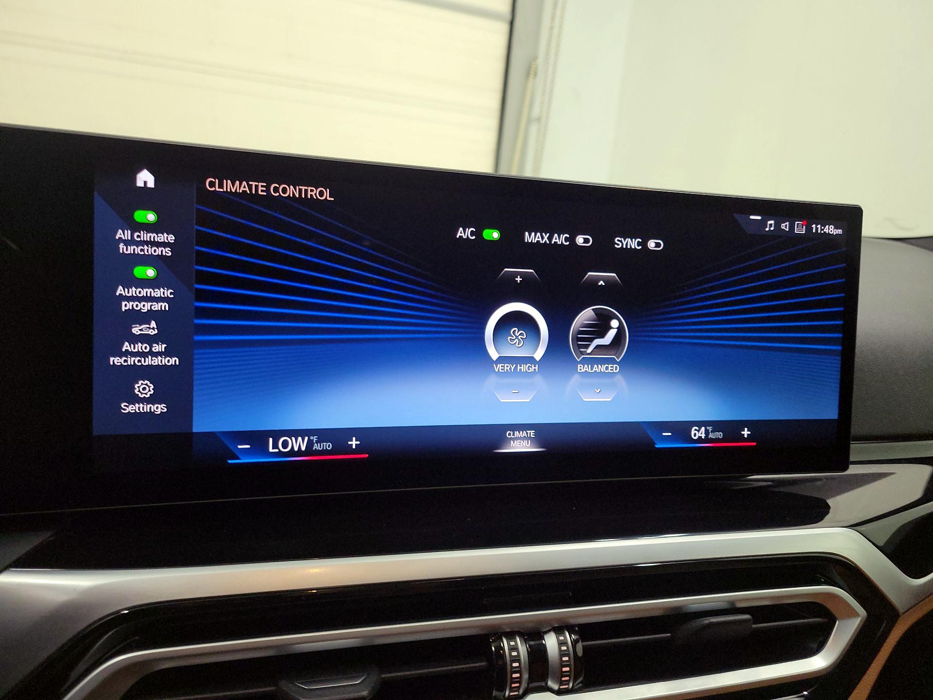 Thumbnail: 2023 BMW i4 - 17