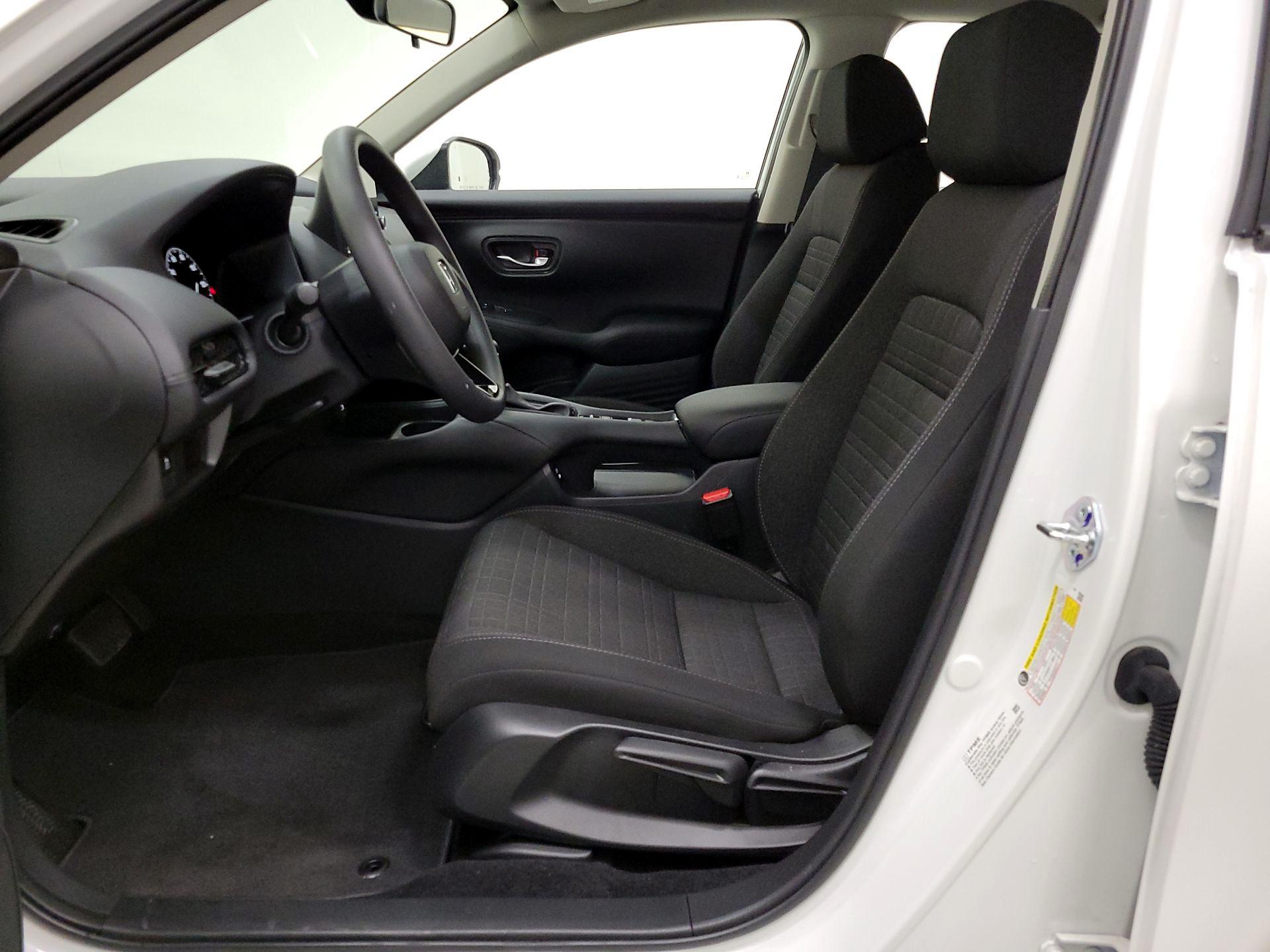 Thumbnail: 2025 Honda HR-V - 11