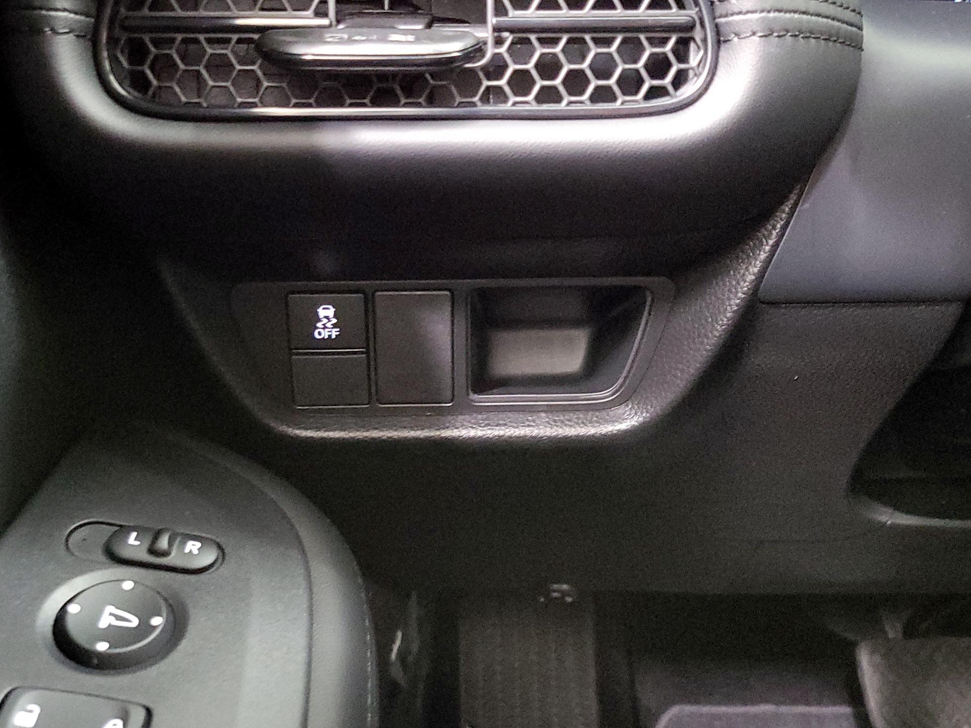 Thumbnail: 2025 Honda HR-V - 13