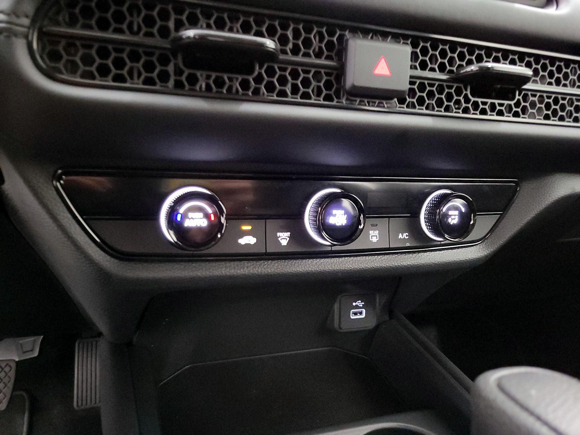 Thumbnail: 2025 Honda HR-V - 16