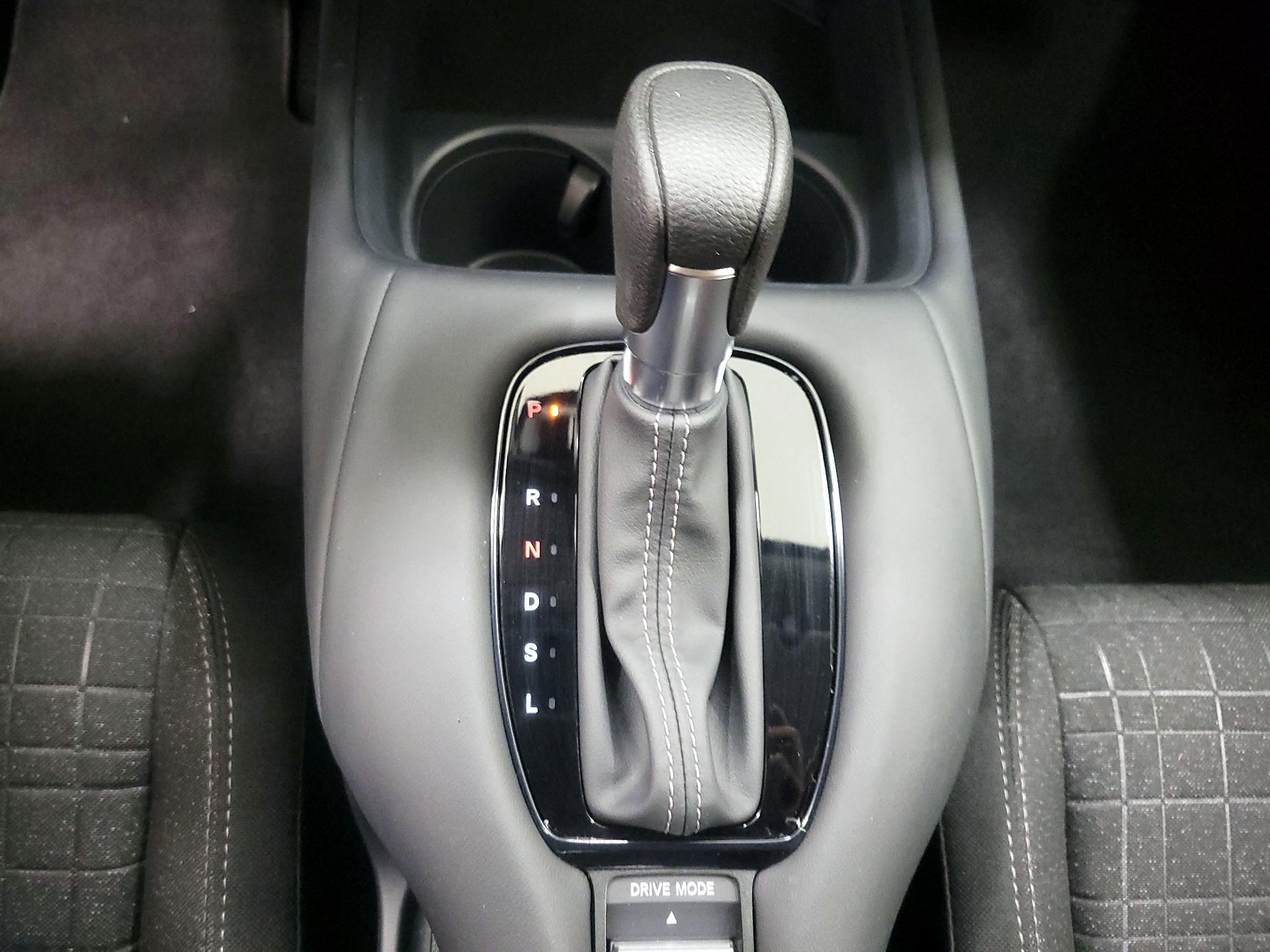 Thumbnail: 2025 Honda HR-V - 17