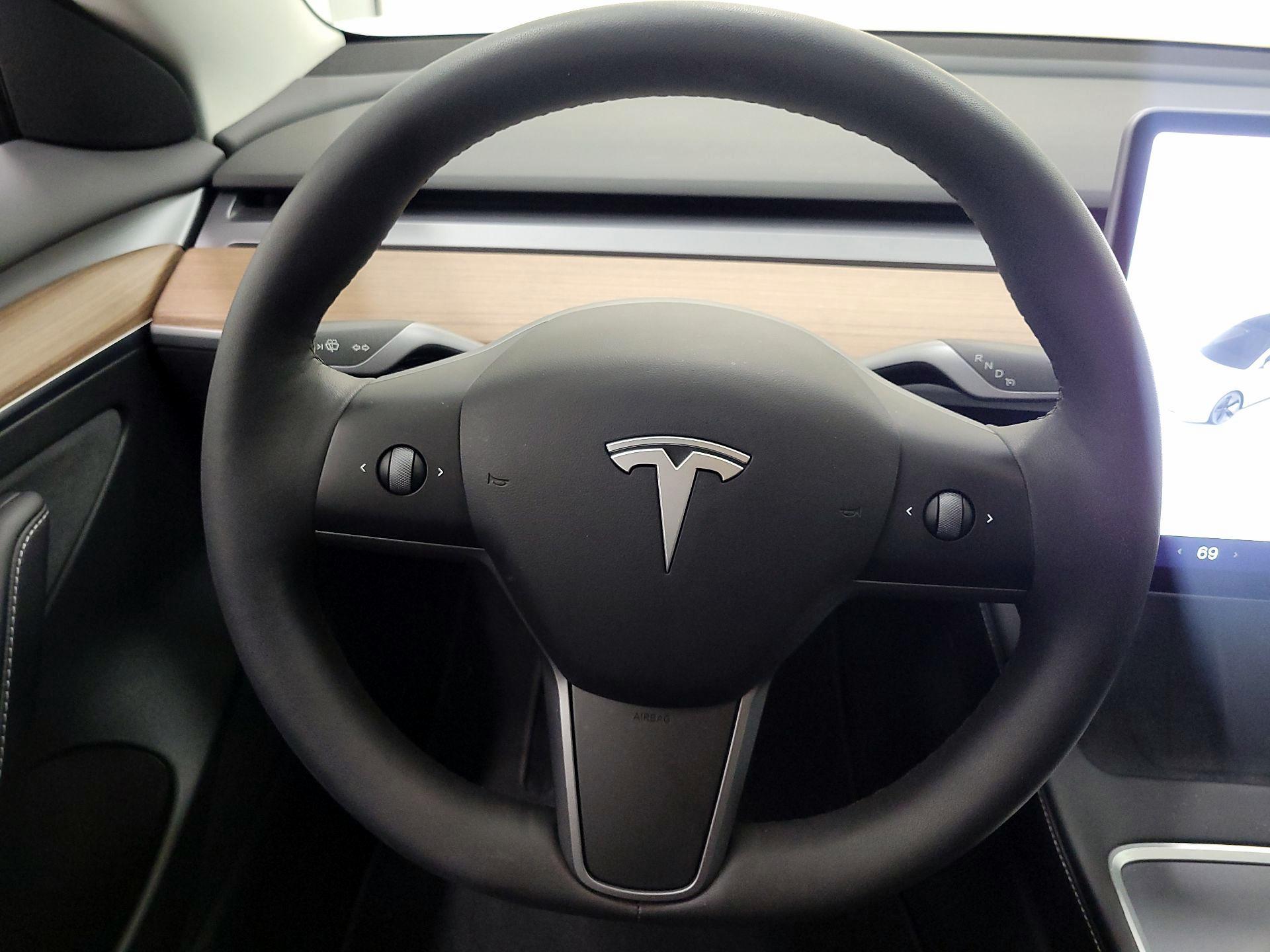 Thumbnail: 2022 Tesla Model 3 - 10