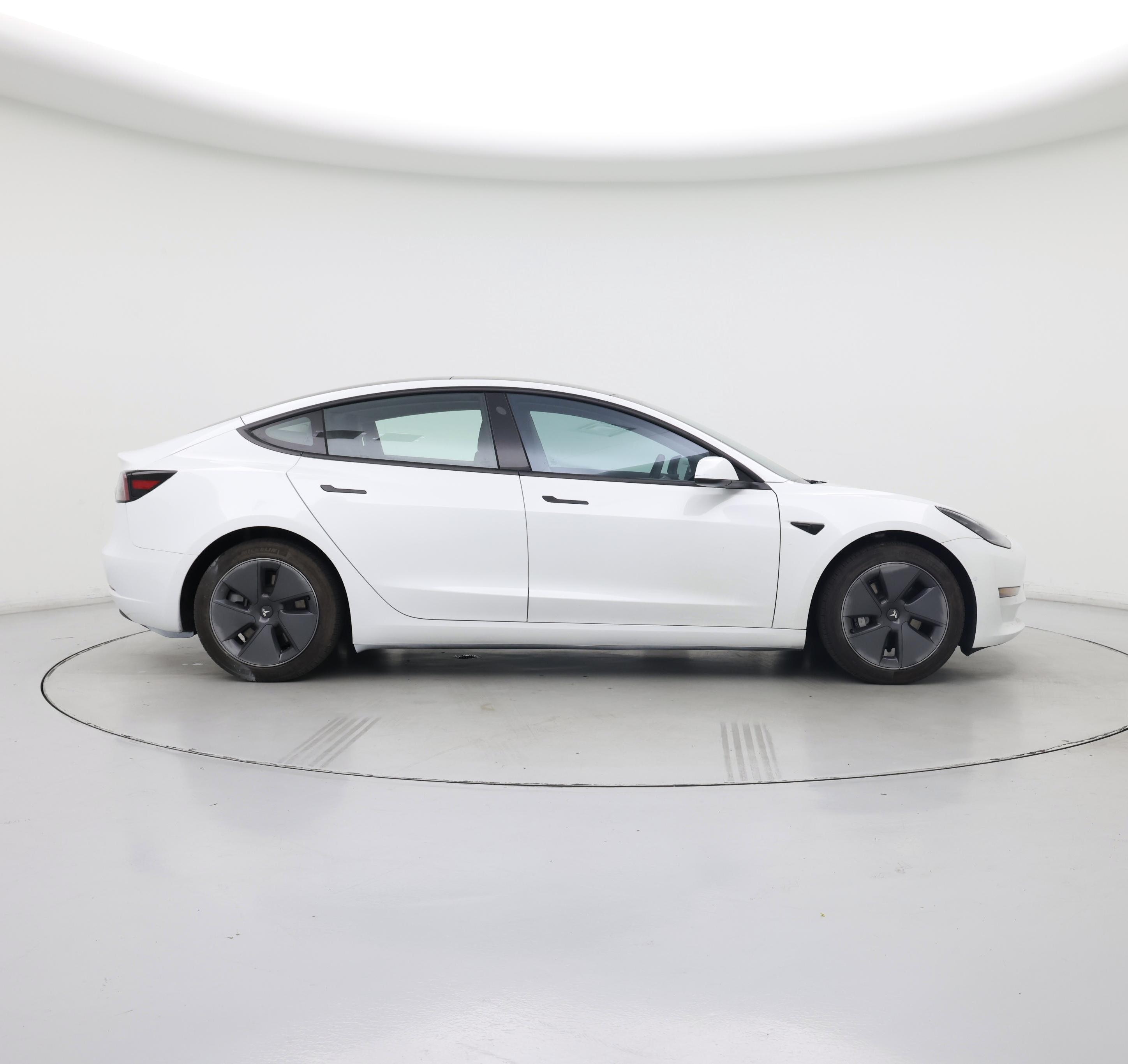 Thumbnail: 2022 Tesla Model 3 - 7