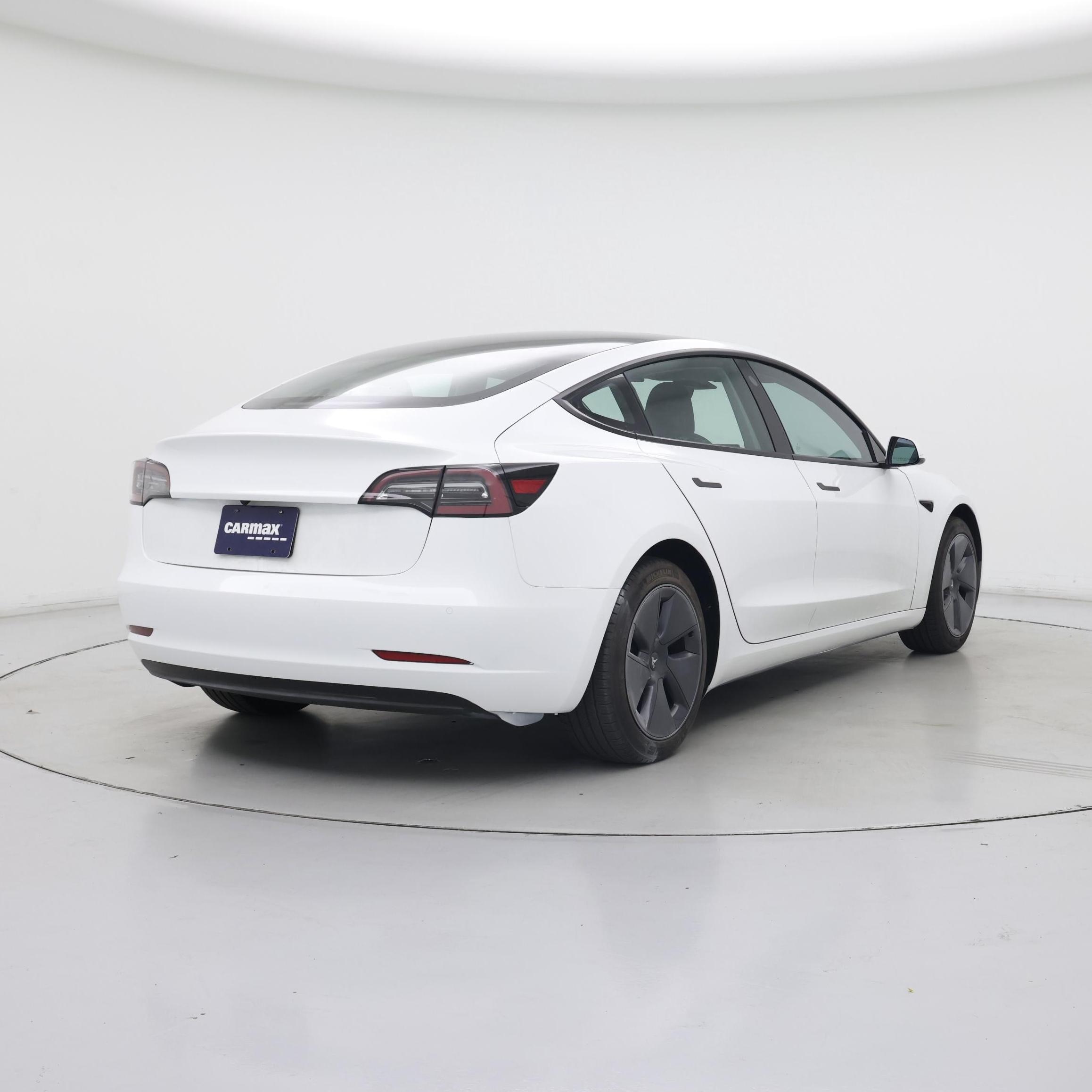 Thumbnail: 2022 Tesla Model 3 - 8