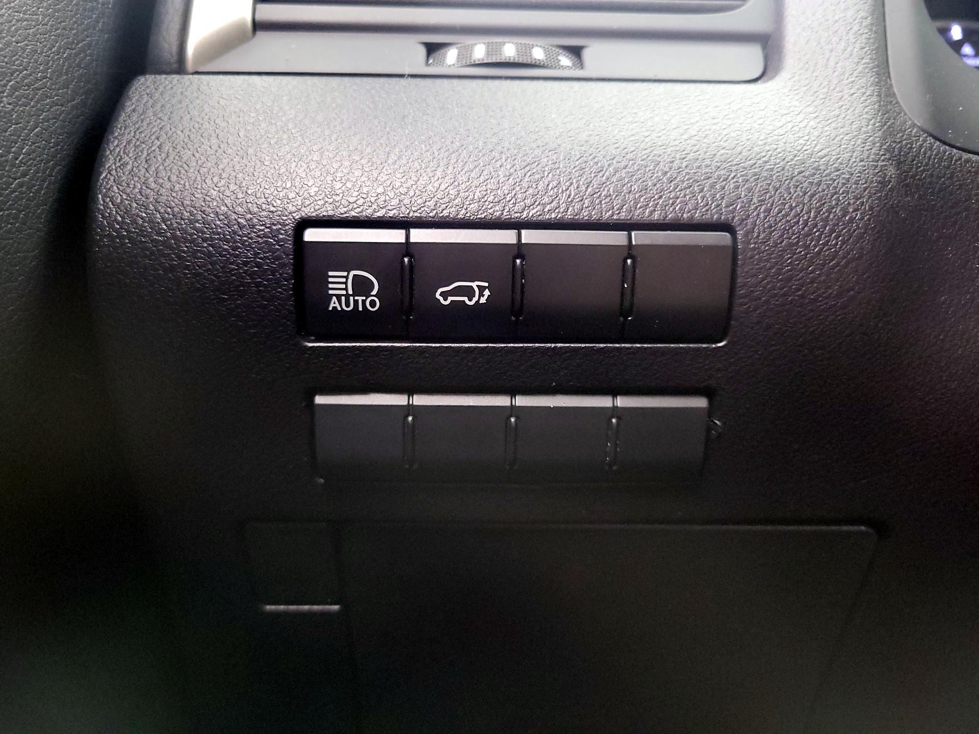 Thumbnail: 2022 Lexus RX - 13