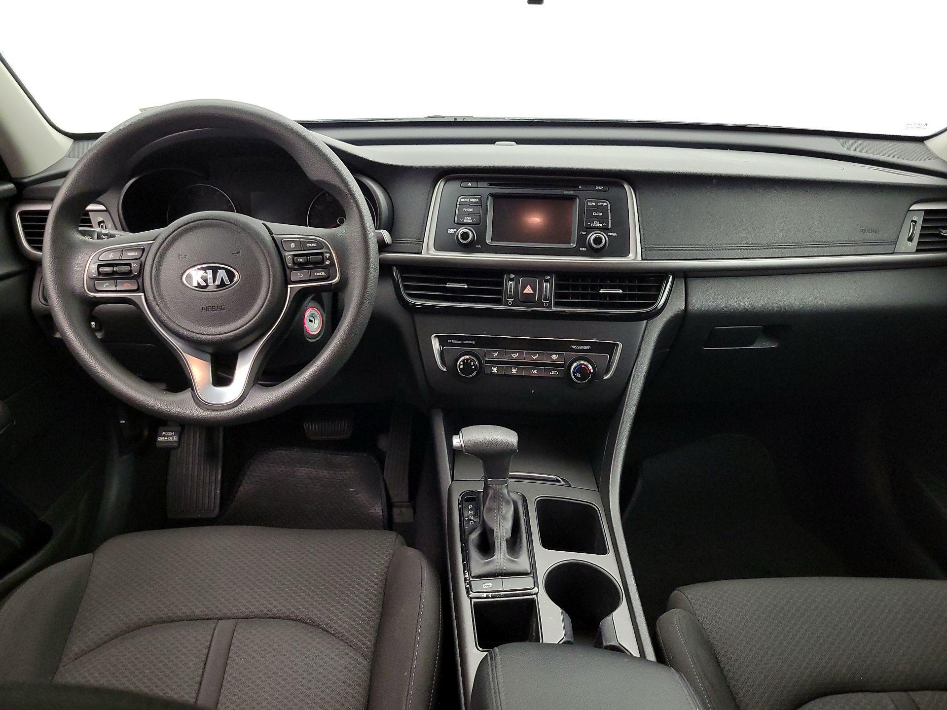 Thumbnail: 2016 Kia Optima - 9