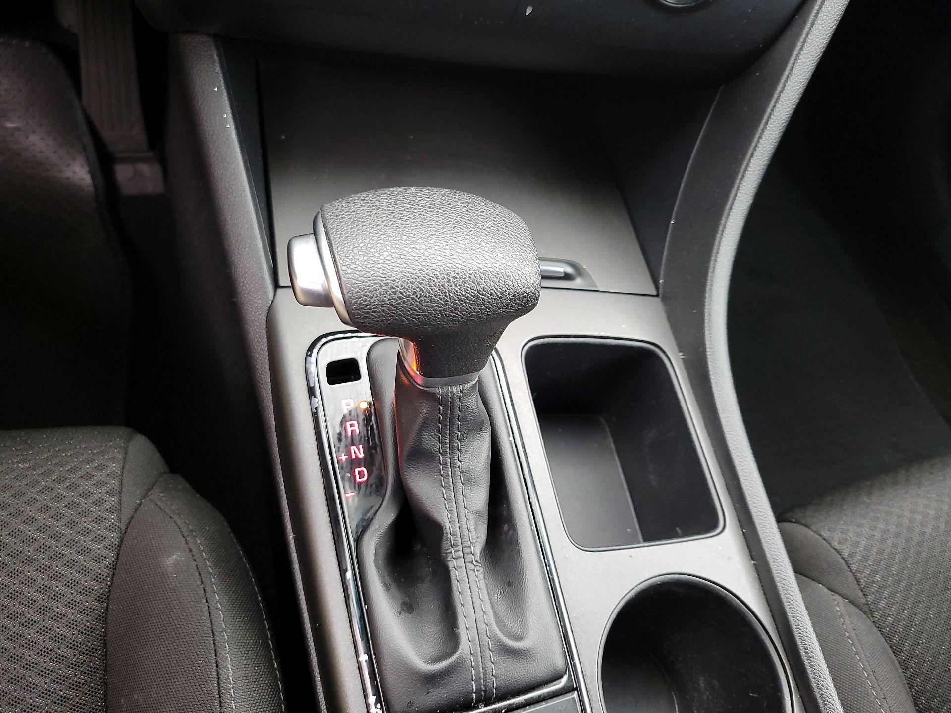 Thumbnail: 2016 Kia Optima - 17