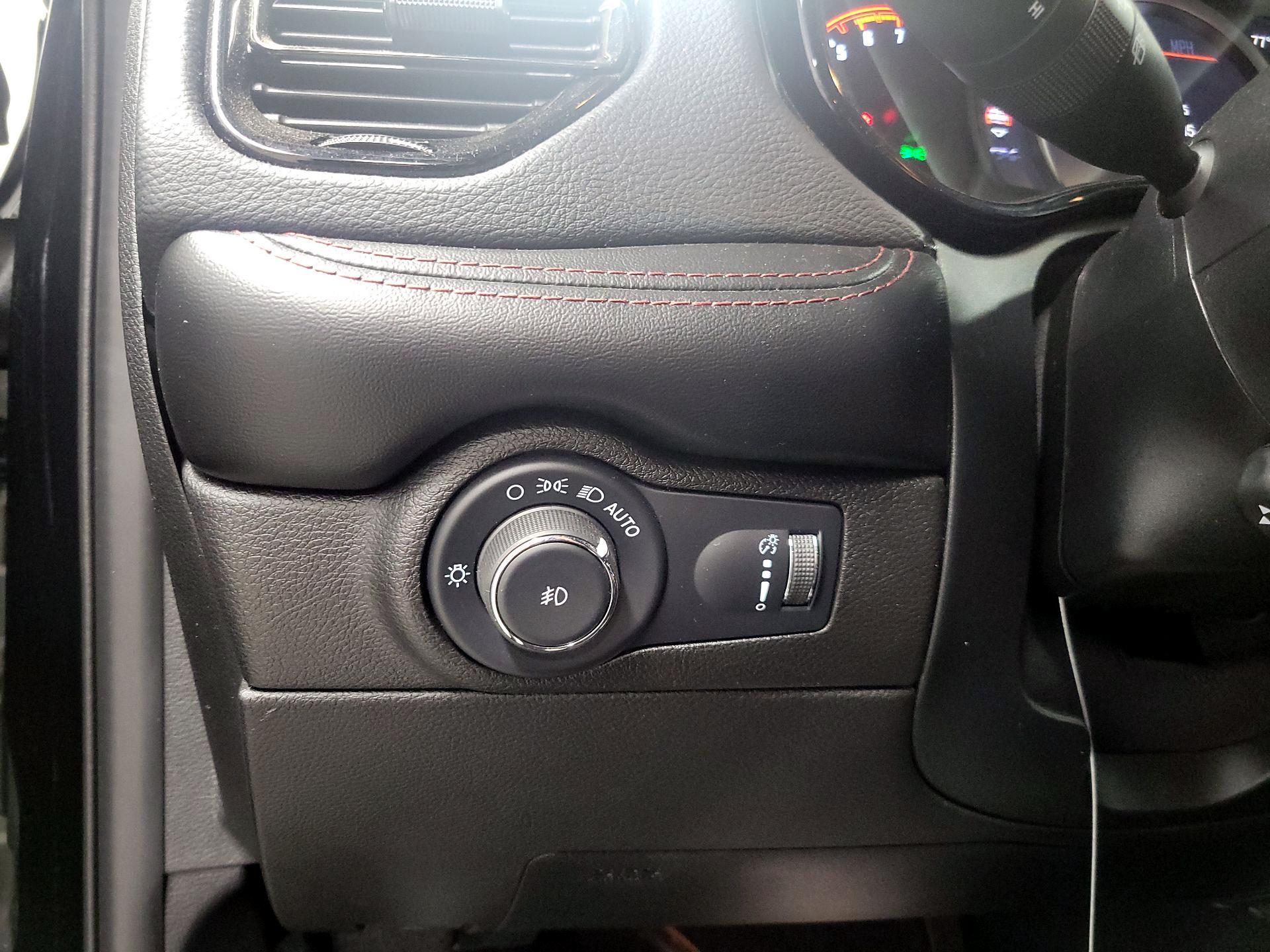 Thumbnail: 2021 Dodge Durango - 13