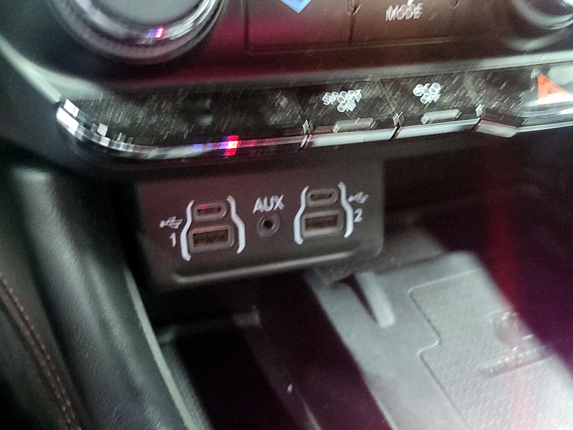 Thumbnail: 2021 Dodge Durango - 18