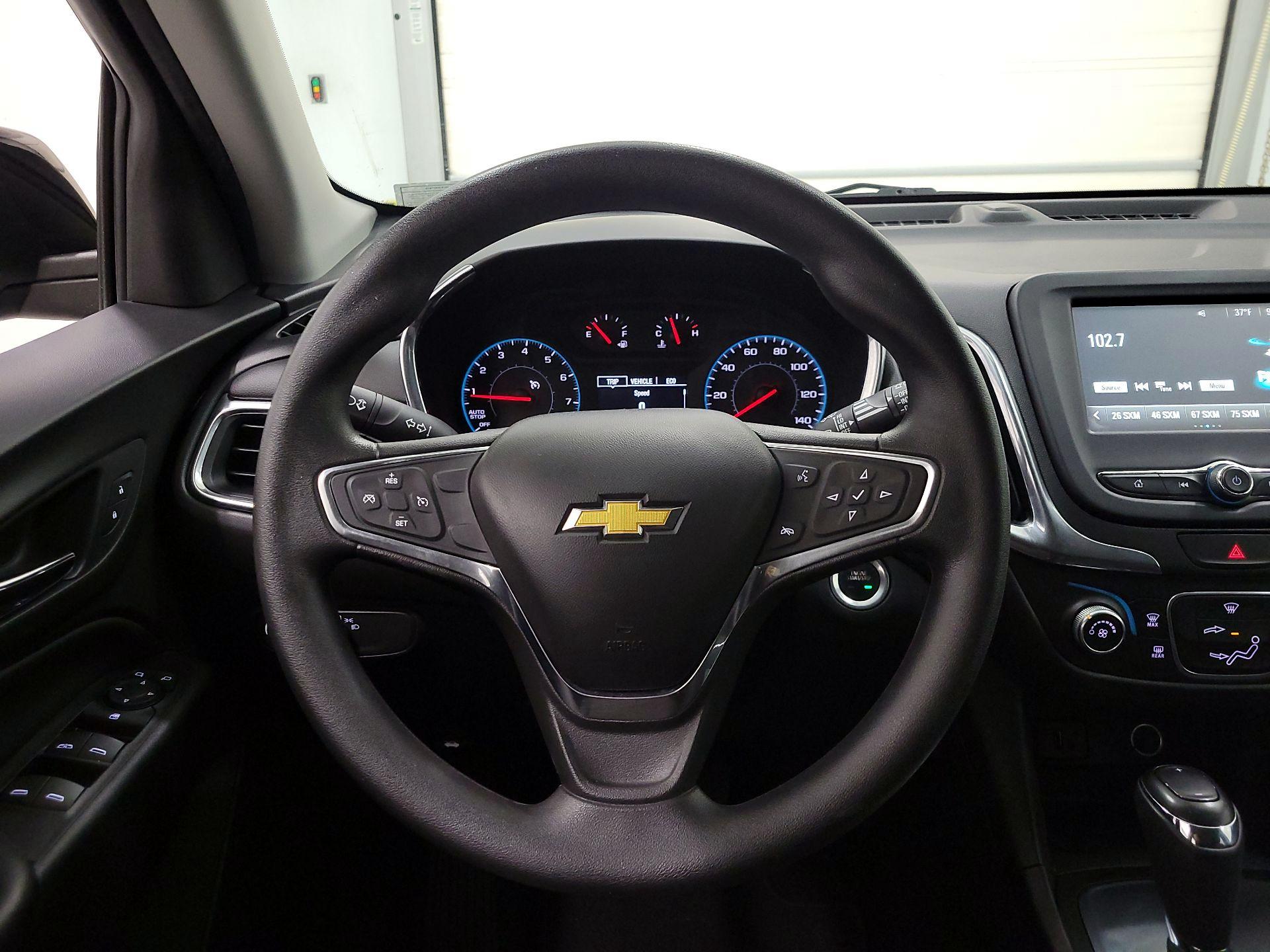 Thumbnail: 2018 Chevrolet Equinox - 10