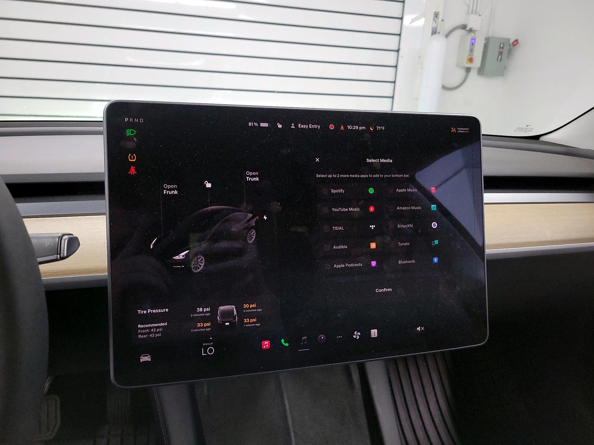 Thumbnail: 2022 Tesla Model 3 - 14