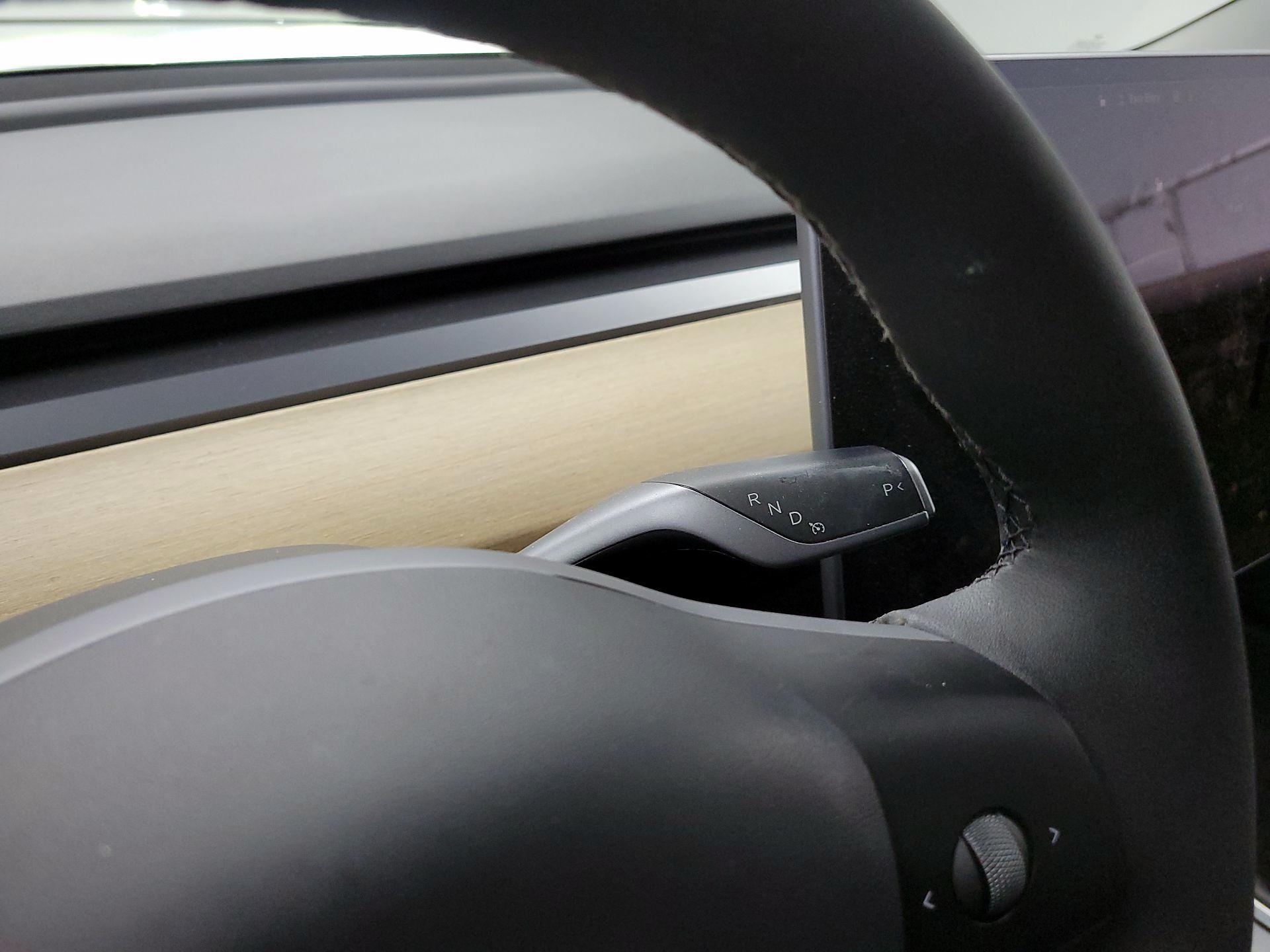 Thumbnail: 2022 Tesla Model 3 - 16