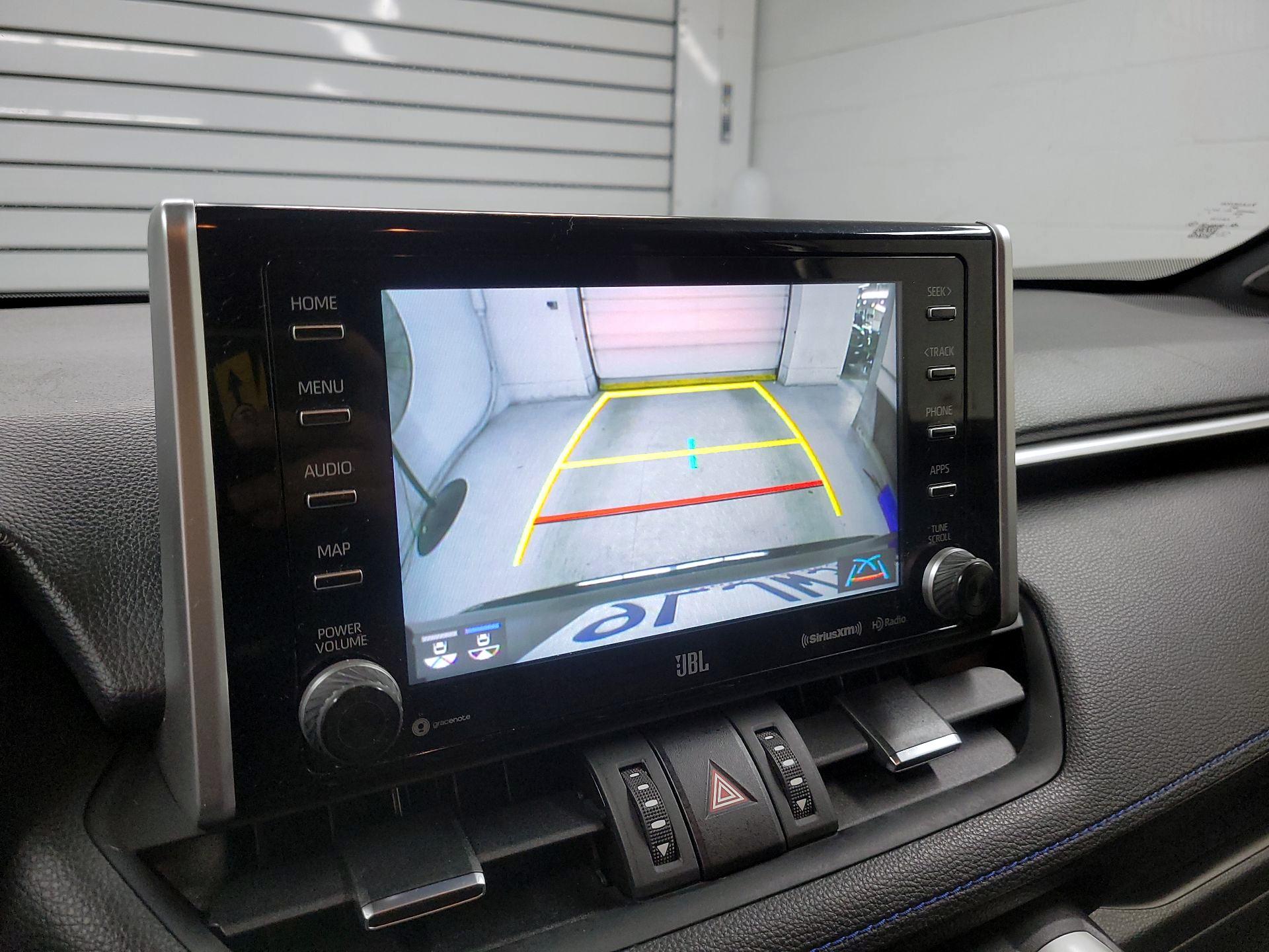 Thumbnail: 2020 Toyota RAV4 - 13