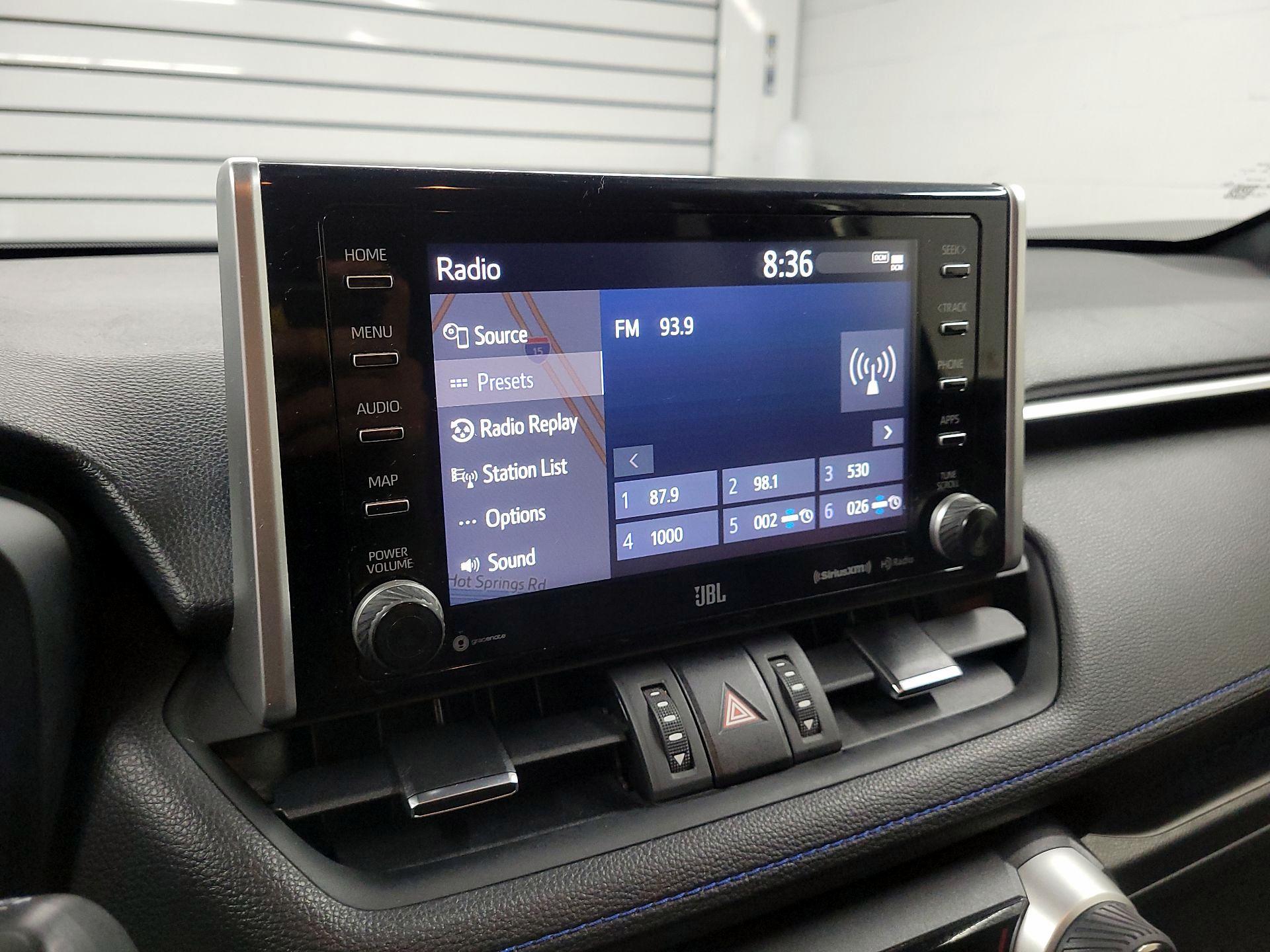 Thumbnail: 2020 Toyota RAV4 - 14