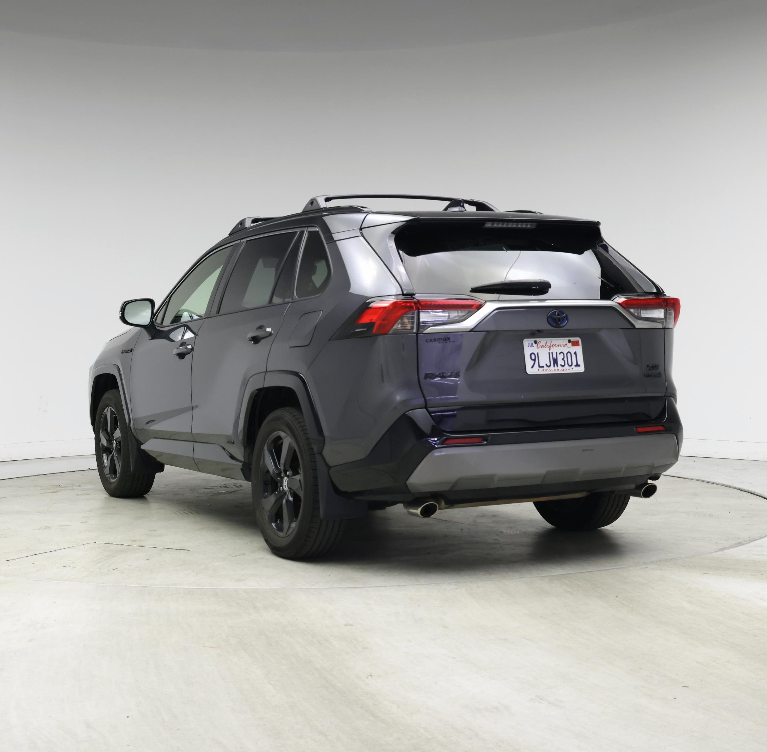 Thumbnail: 2020 Toyota RAV4 - 2