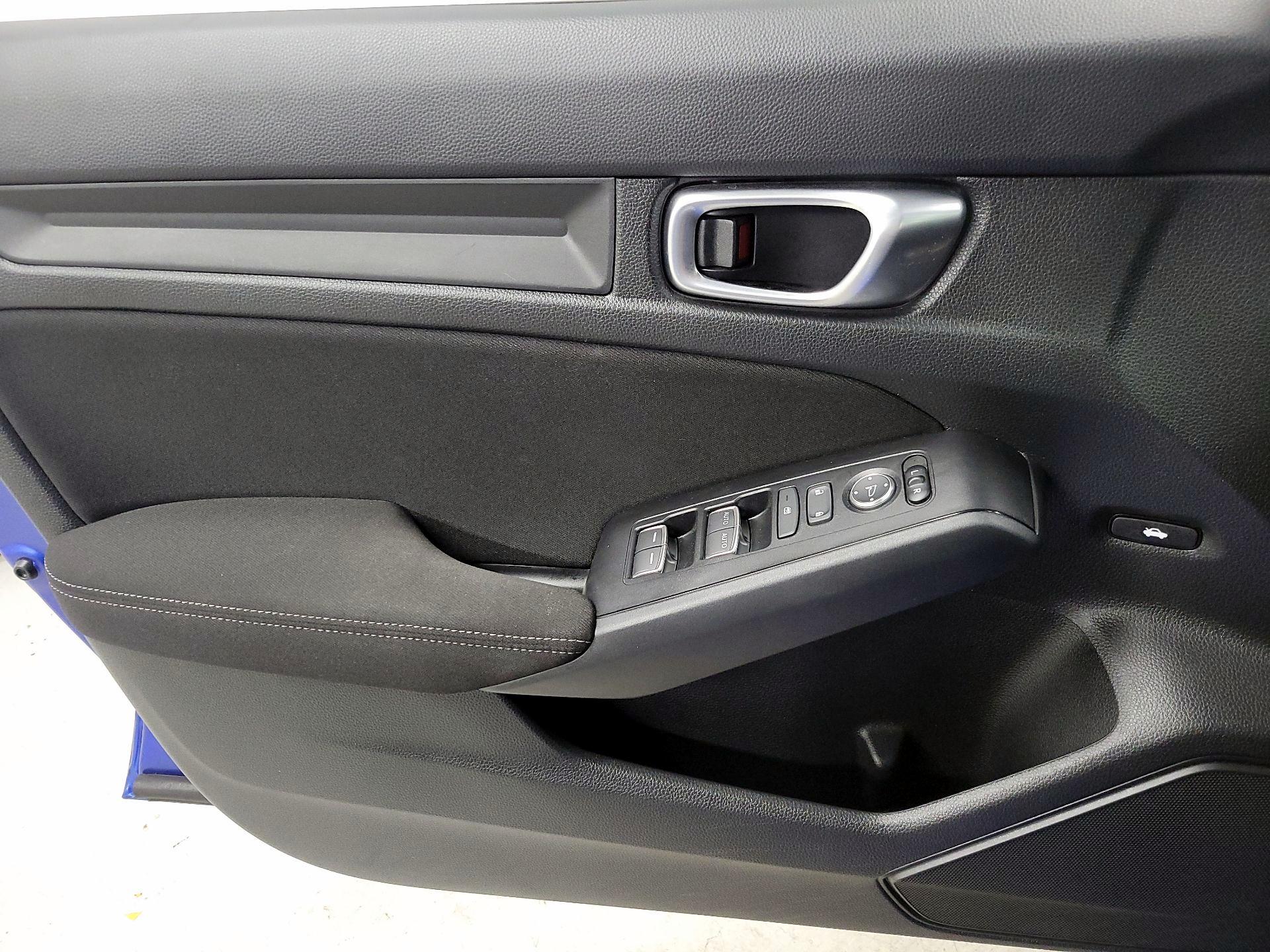 Thumbnail: 2023 Honda Civic - 12