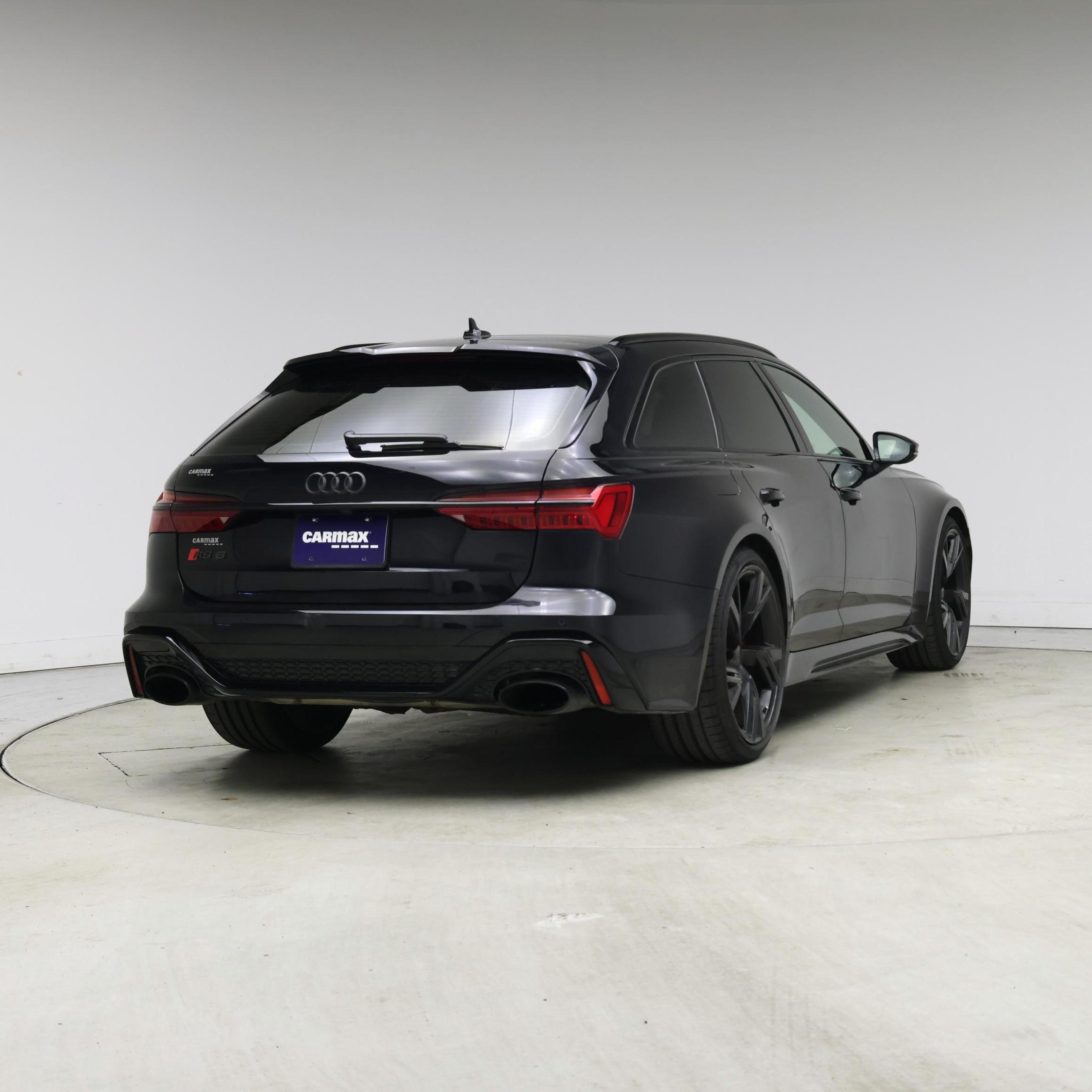 Thumbnail: 2023 Audi RS 6 - 8