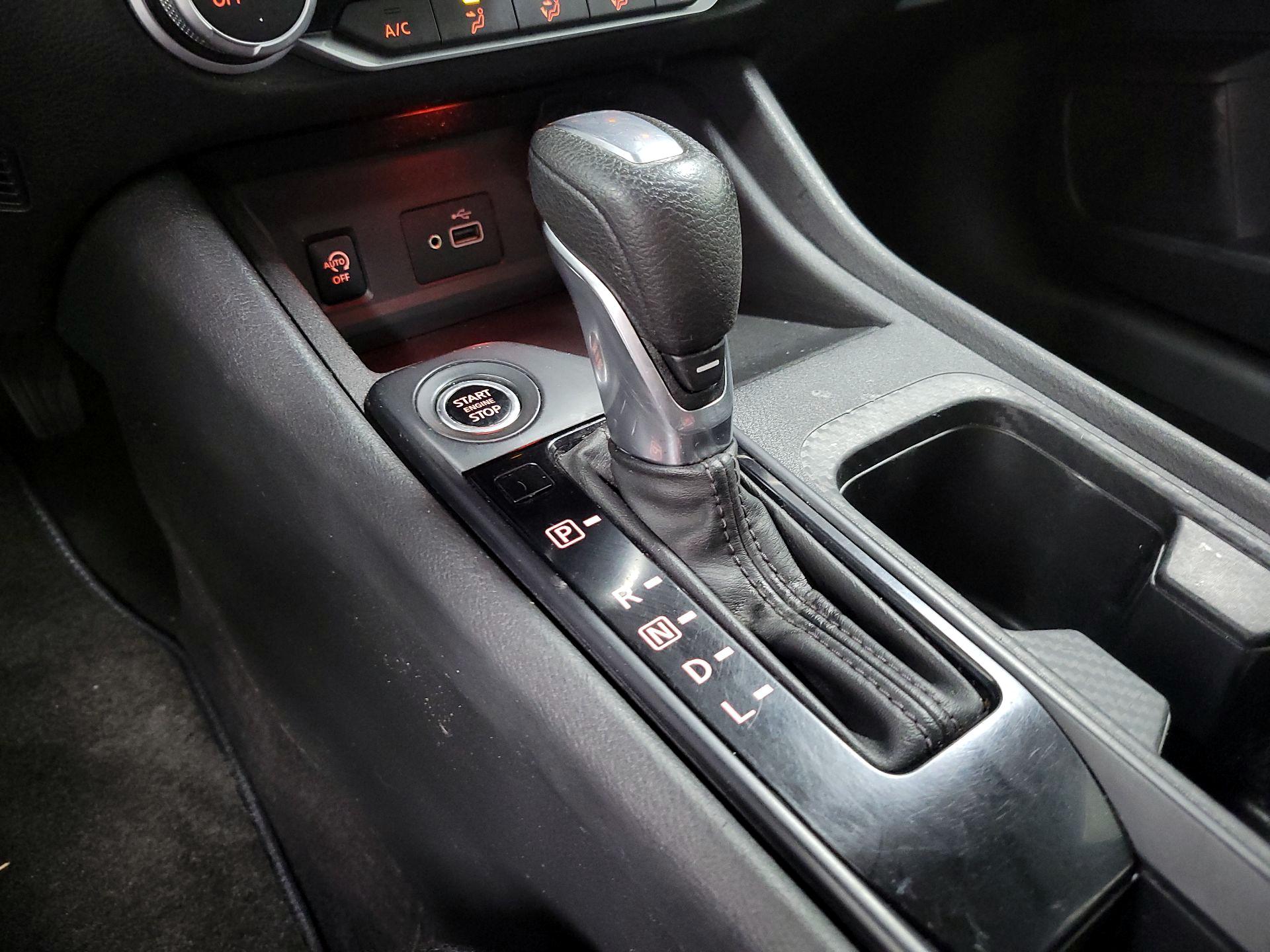 Thumbnail: 2025 Nissan Sentra - 17