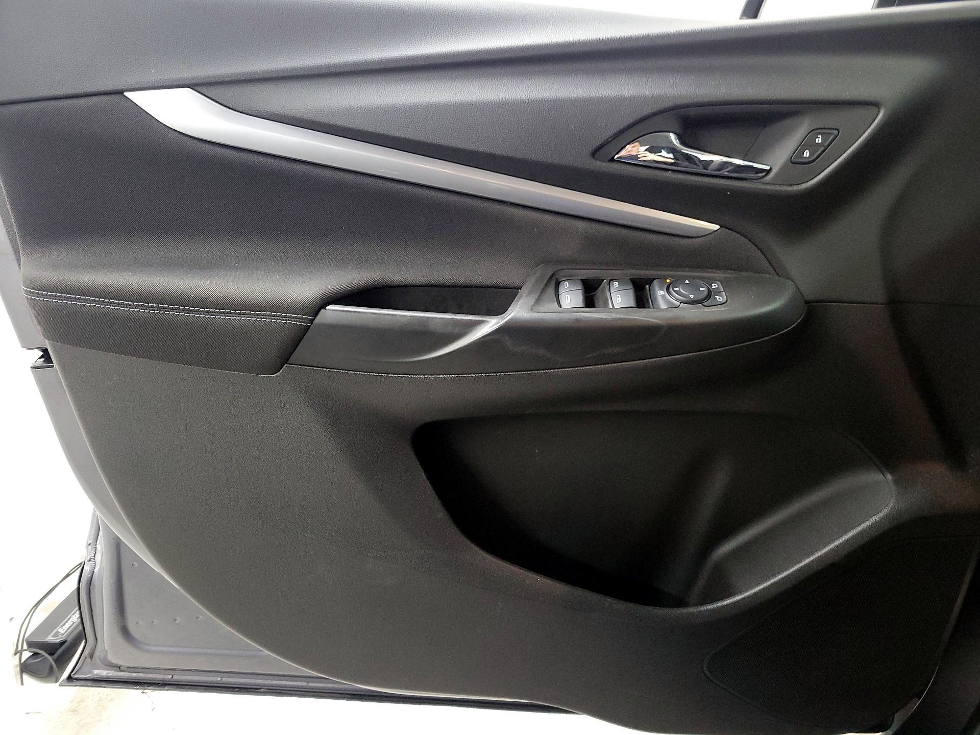 Thumbnail: 2023 Chevrolet Bolt EUV - 12