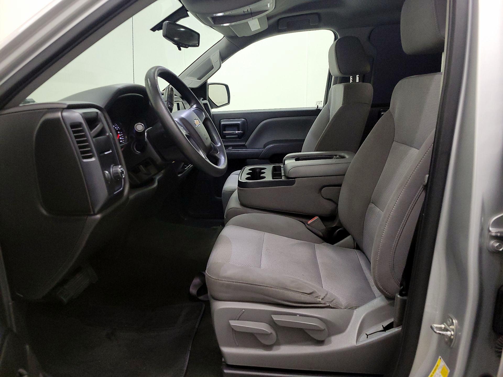 Thumbnail: 2018 Chevrolet Silverado 1500 - 11