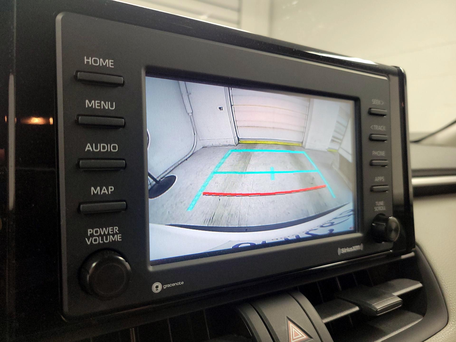 Thumbnail: 2020 Toyota RAV4 - 14