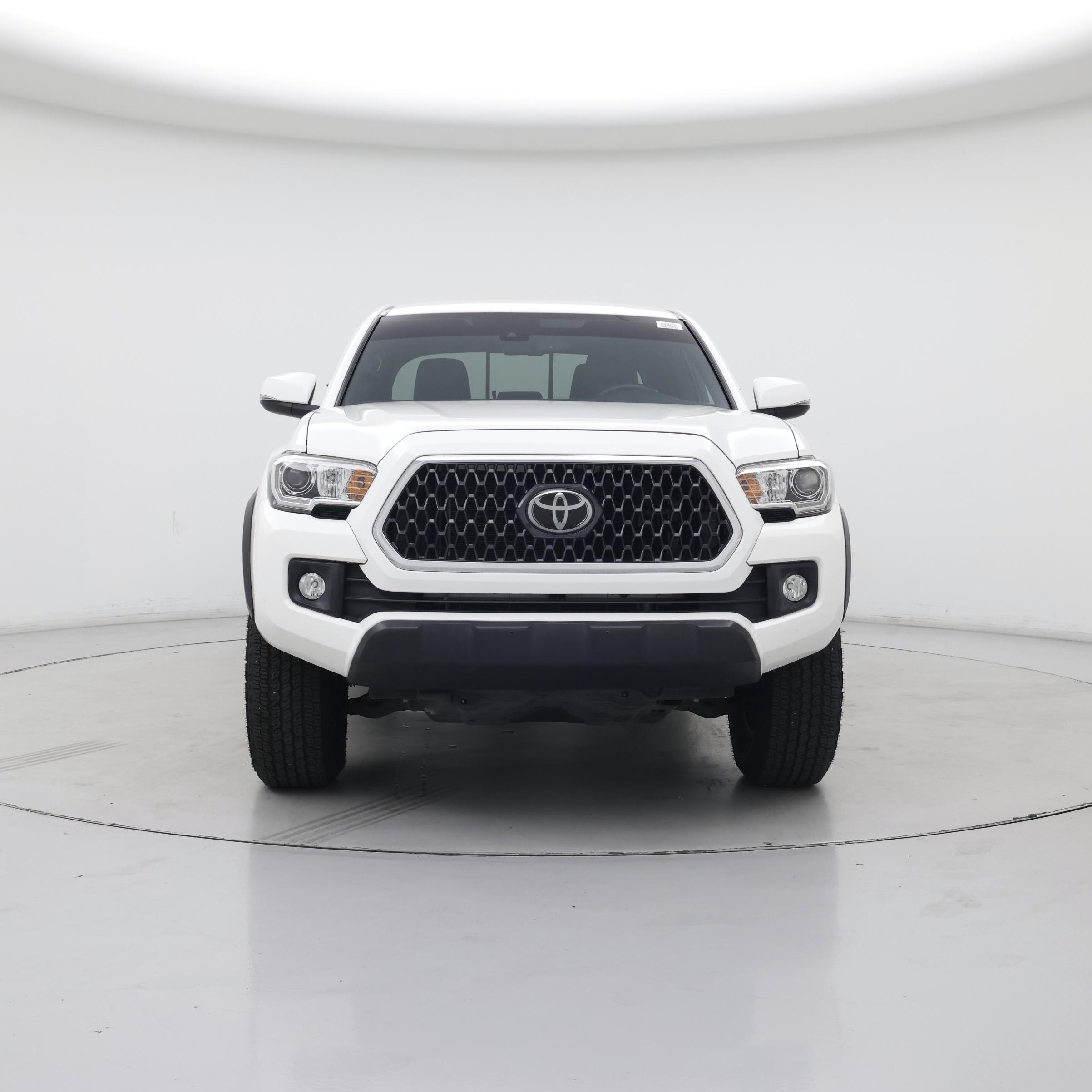 Thumbnail: 2018 Toyota Tacoma - 5