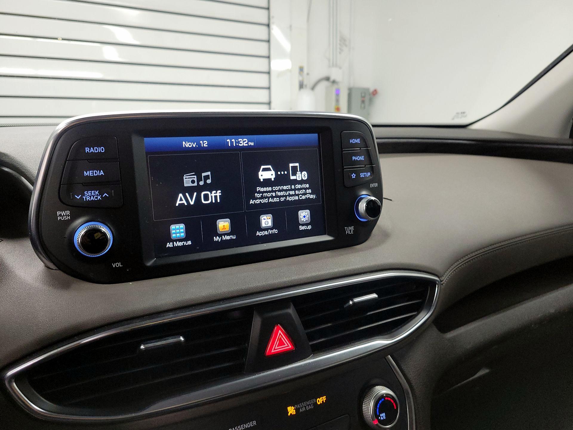 Thumbnail: 2020 Hyundai Santa Fe - 14