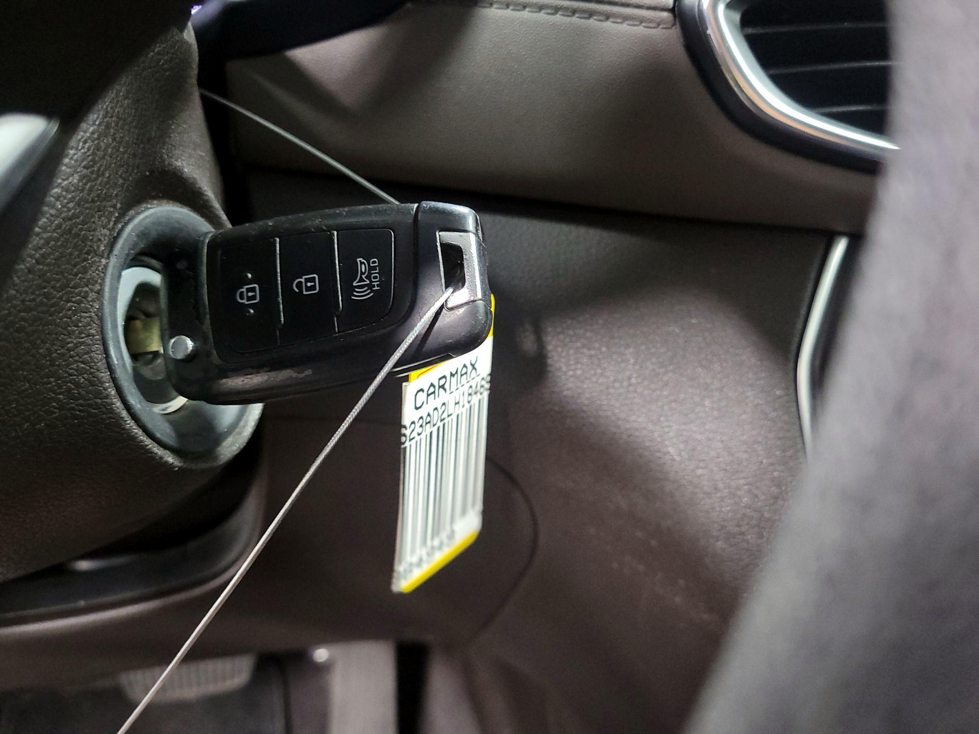 Thumbnail: 2020 Hyundai Santa Fe - 20