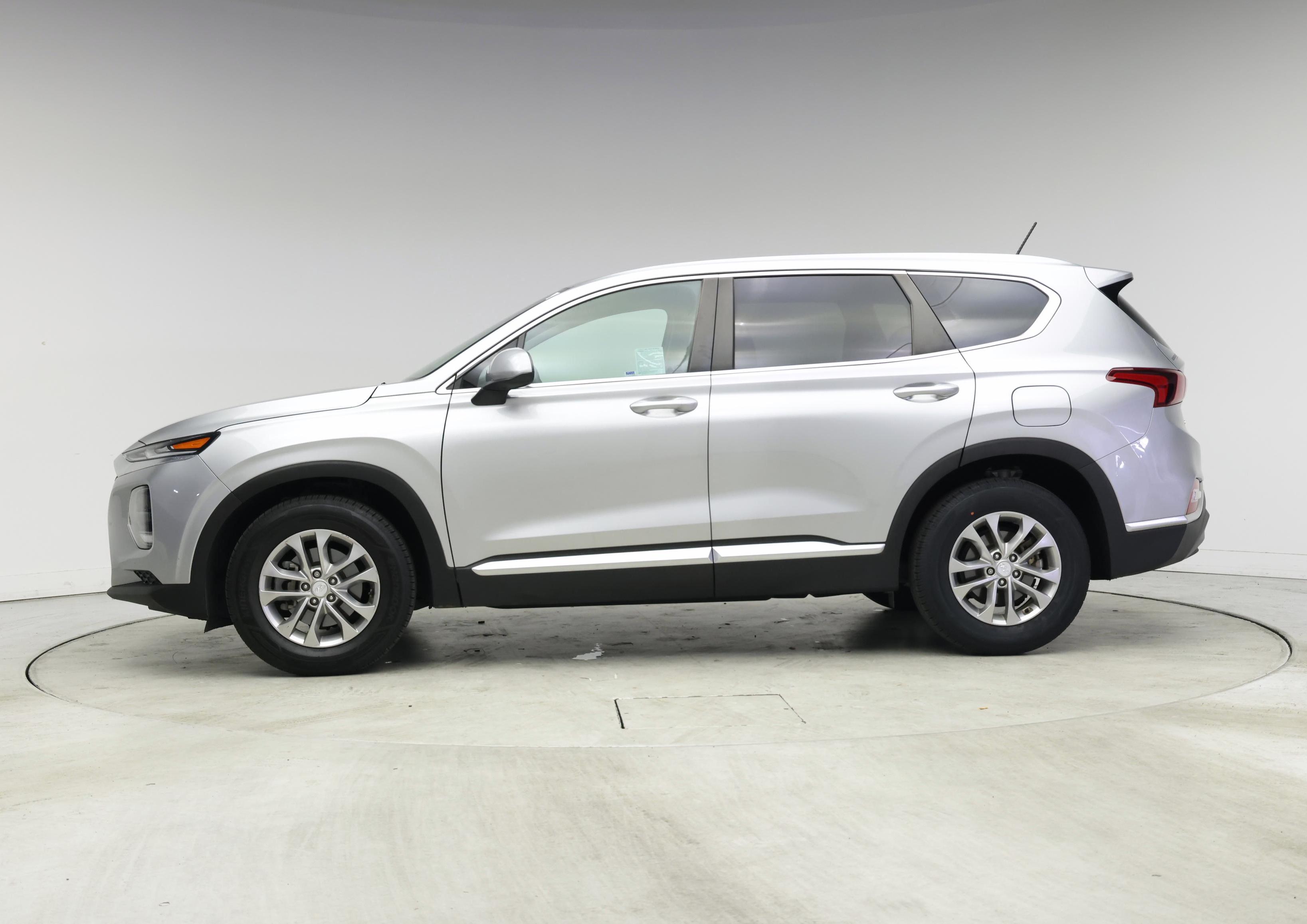 Thumbnail: 2020 Hyundai Santa Fe - 3