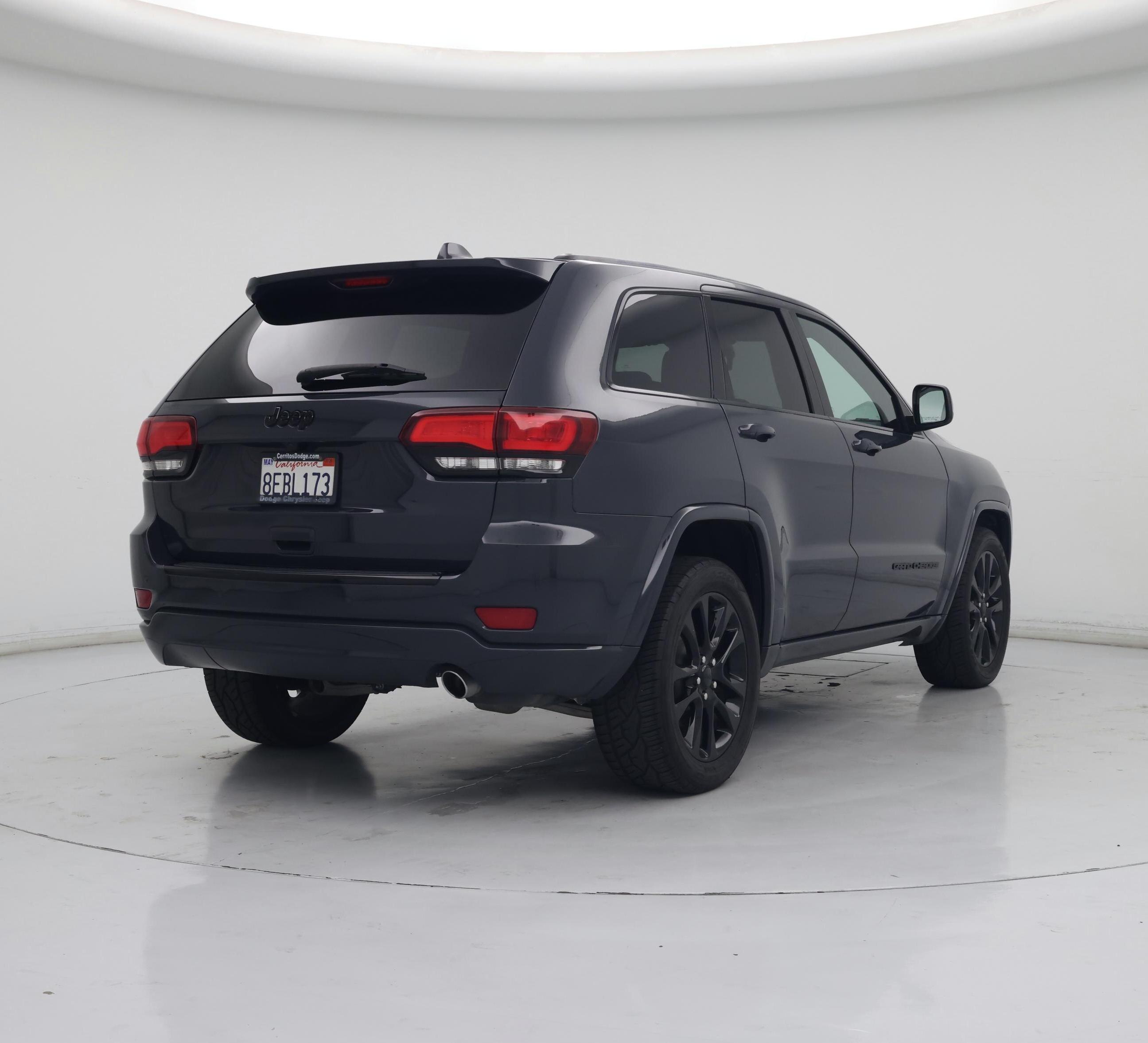 Thumbnail: 2018 Jeep Grand Cherokee - 8