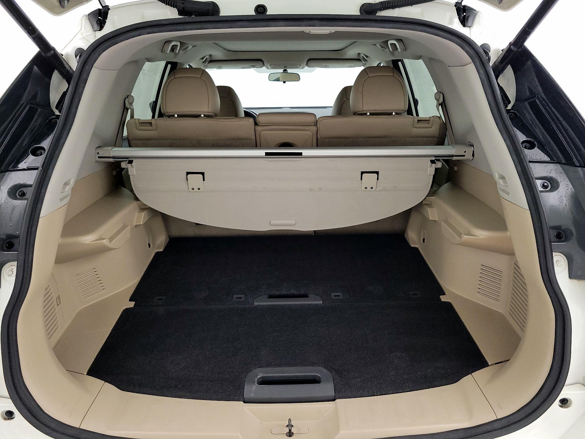 Thumbnail: 2016 Nissan Rogue - 19