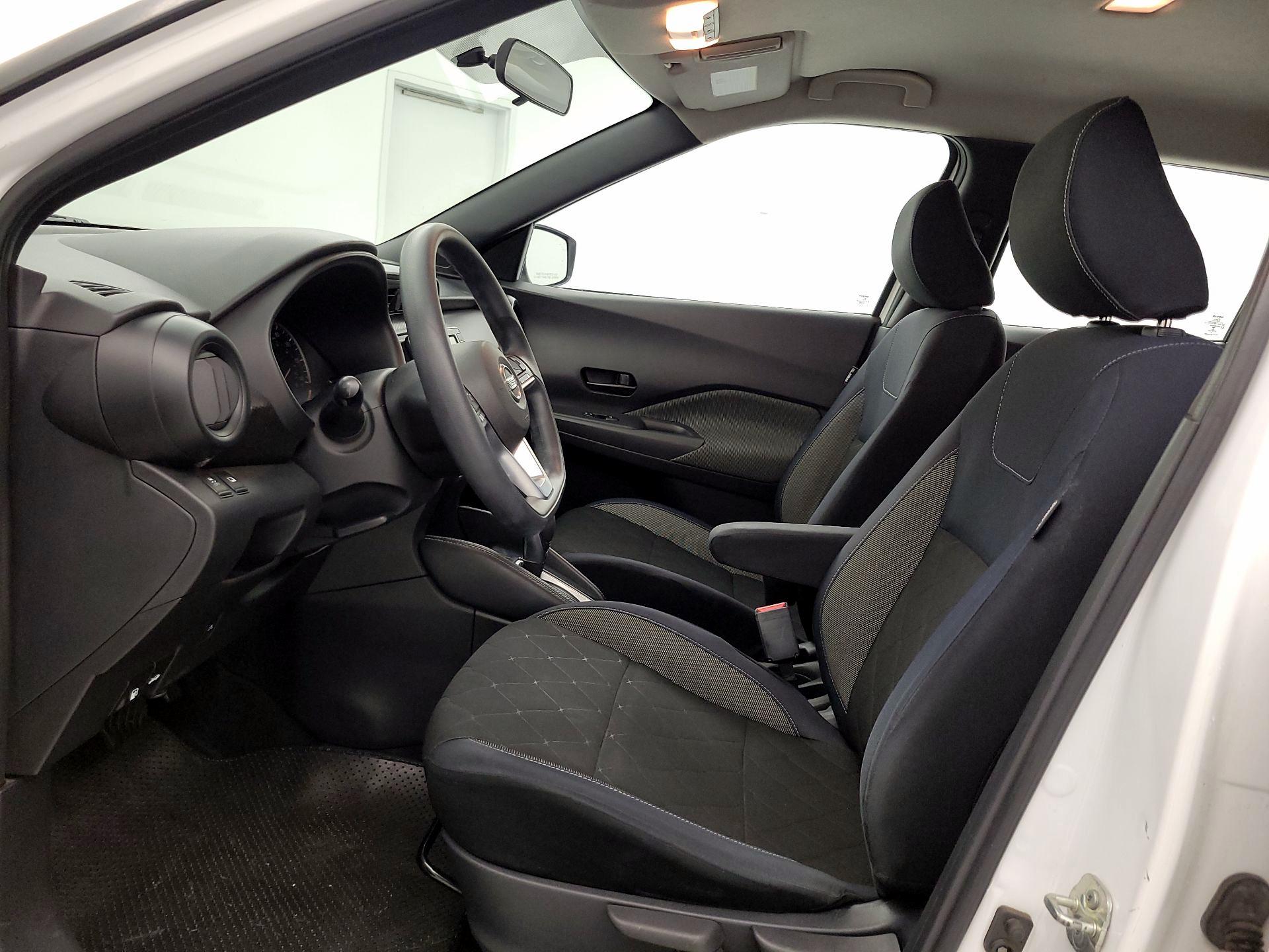 Thumbnail: 2018 Nissan Kicks - 11