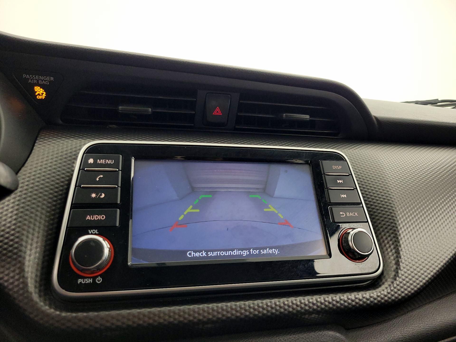 Thumbnail: 2018 Nissan Kicks - 14