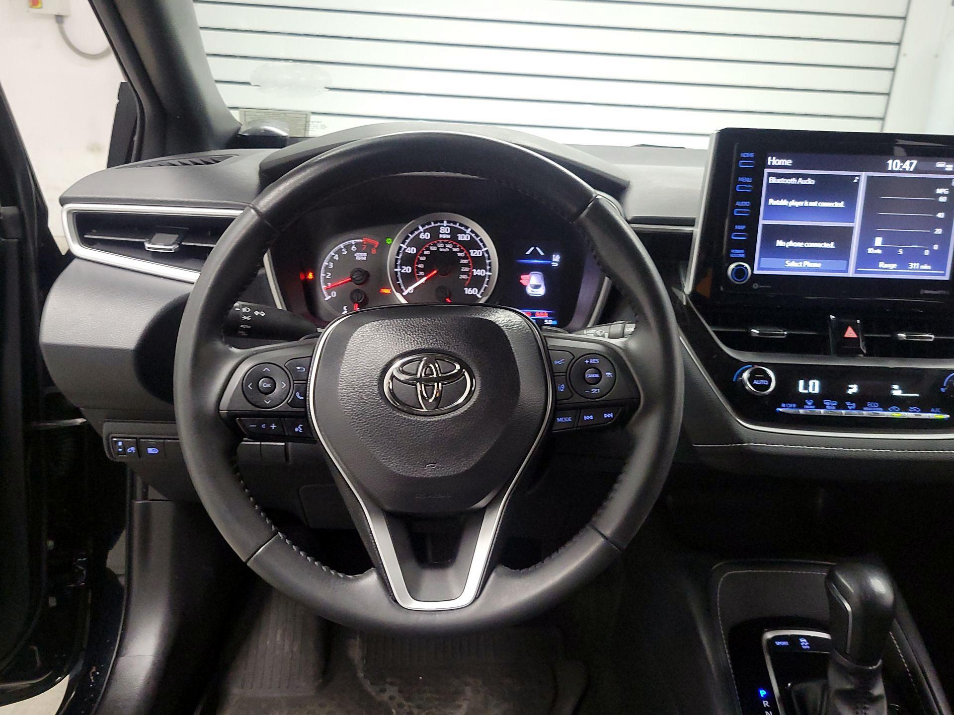 Thumbnail: 2022 Toyota Corolla - 10