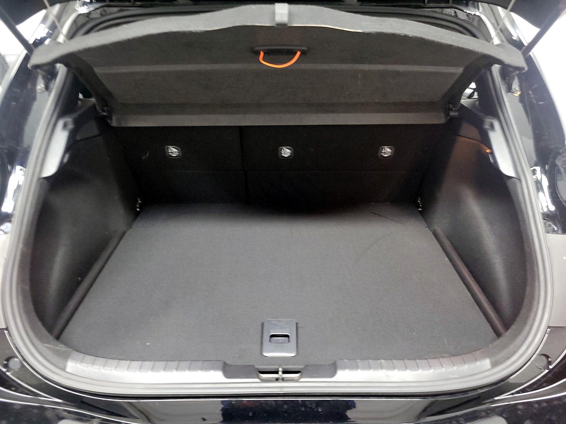 Thumbnail: 2022 Toyota Corolla - 18