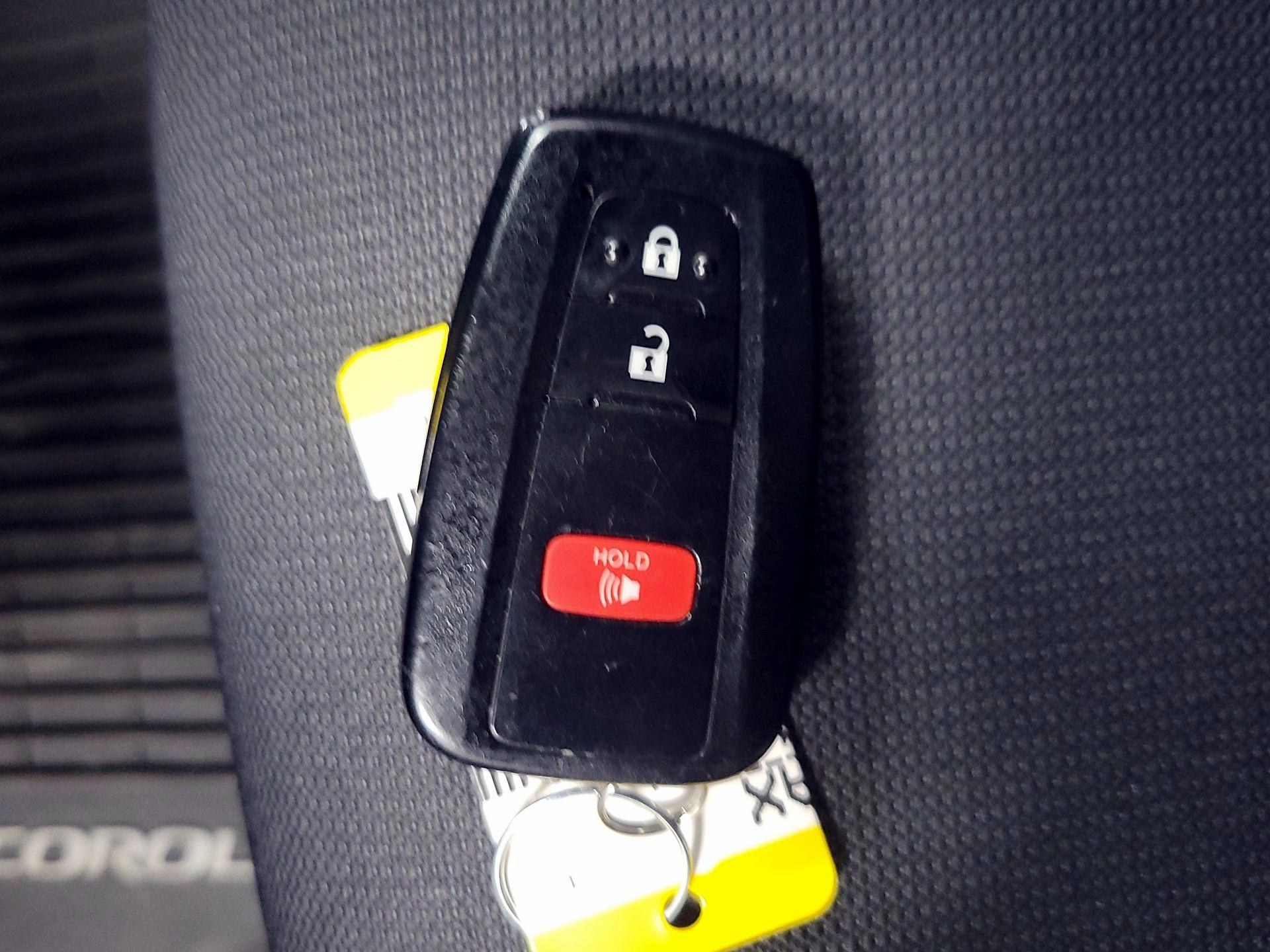 Thumbnail: 2022 Toyota Corolla - 20