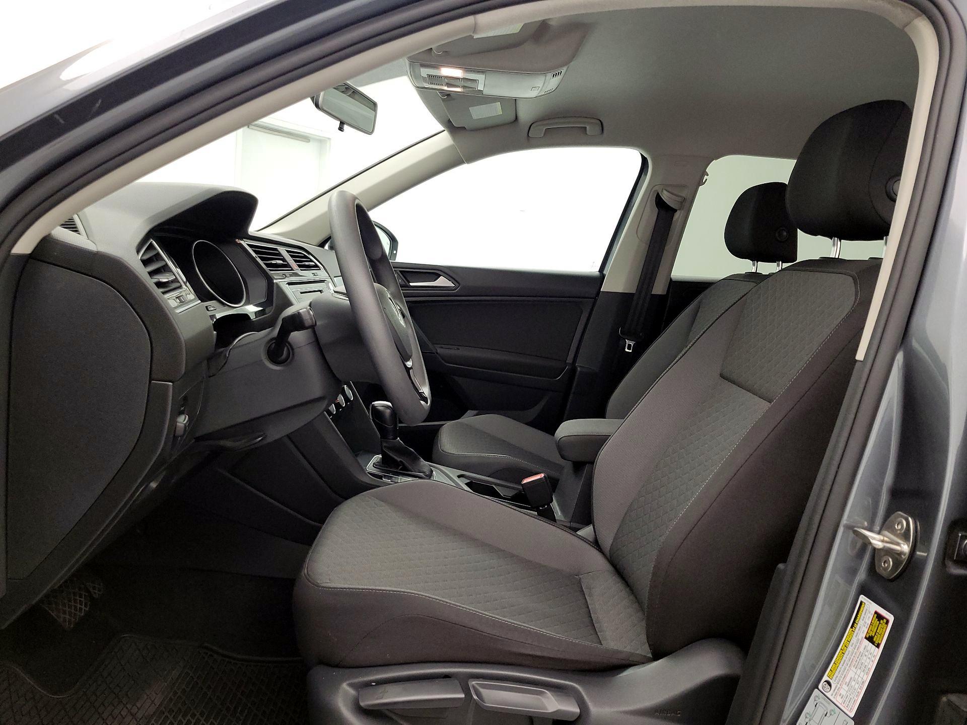 Thumbnail: 2019 Volkswagen Tiguan - 11