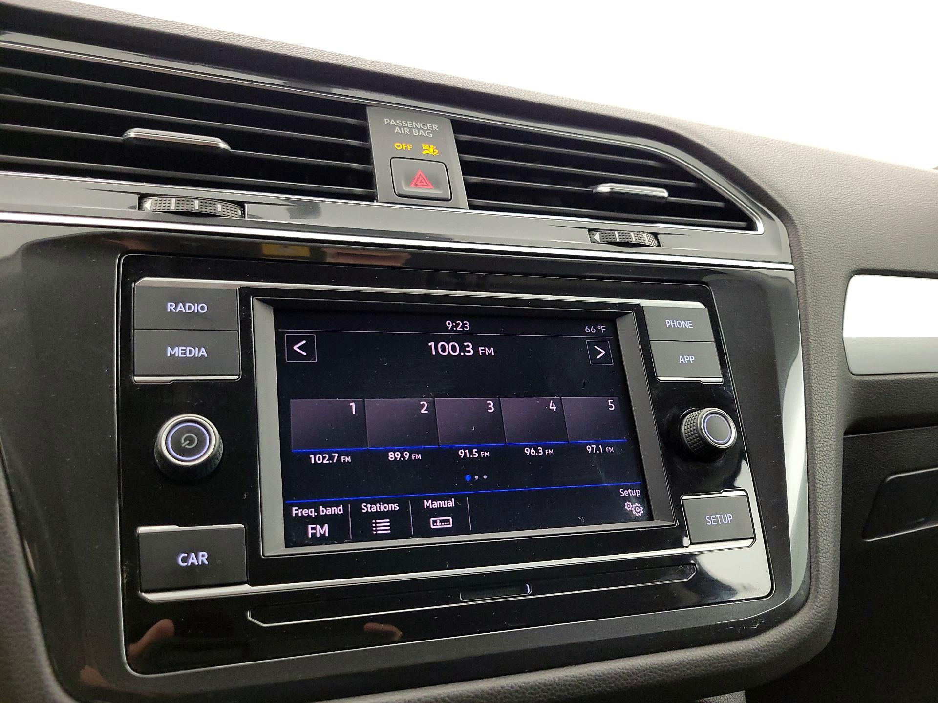 Thumbnail: 2019 Volkswagen Tiguan - 15