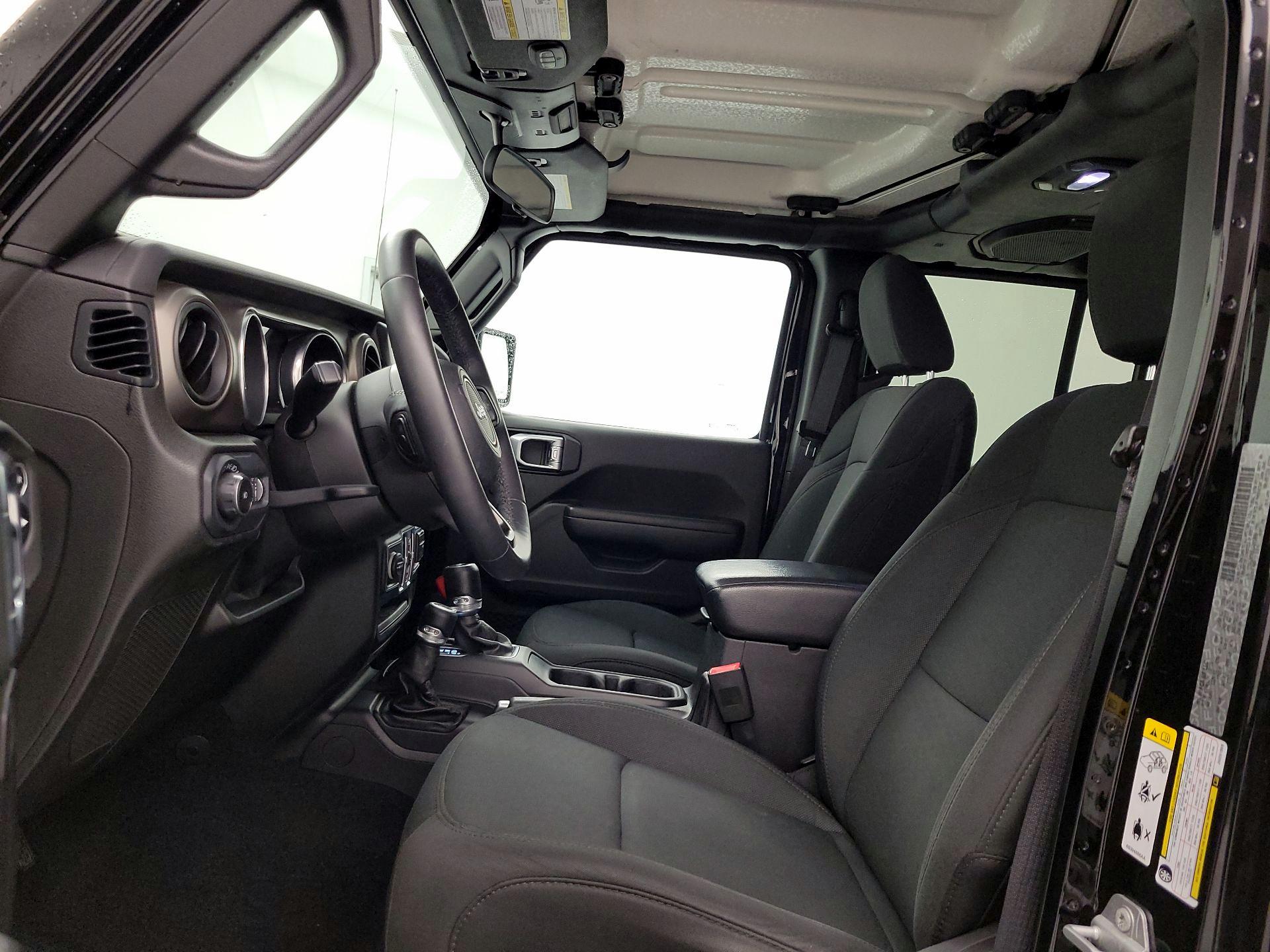 Thumbnail: 2018 Jeep Wrangler - 11