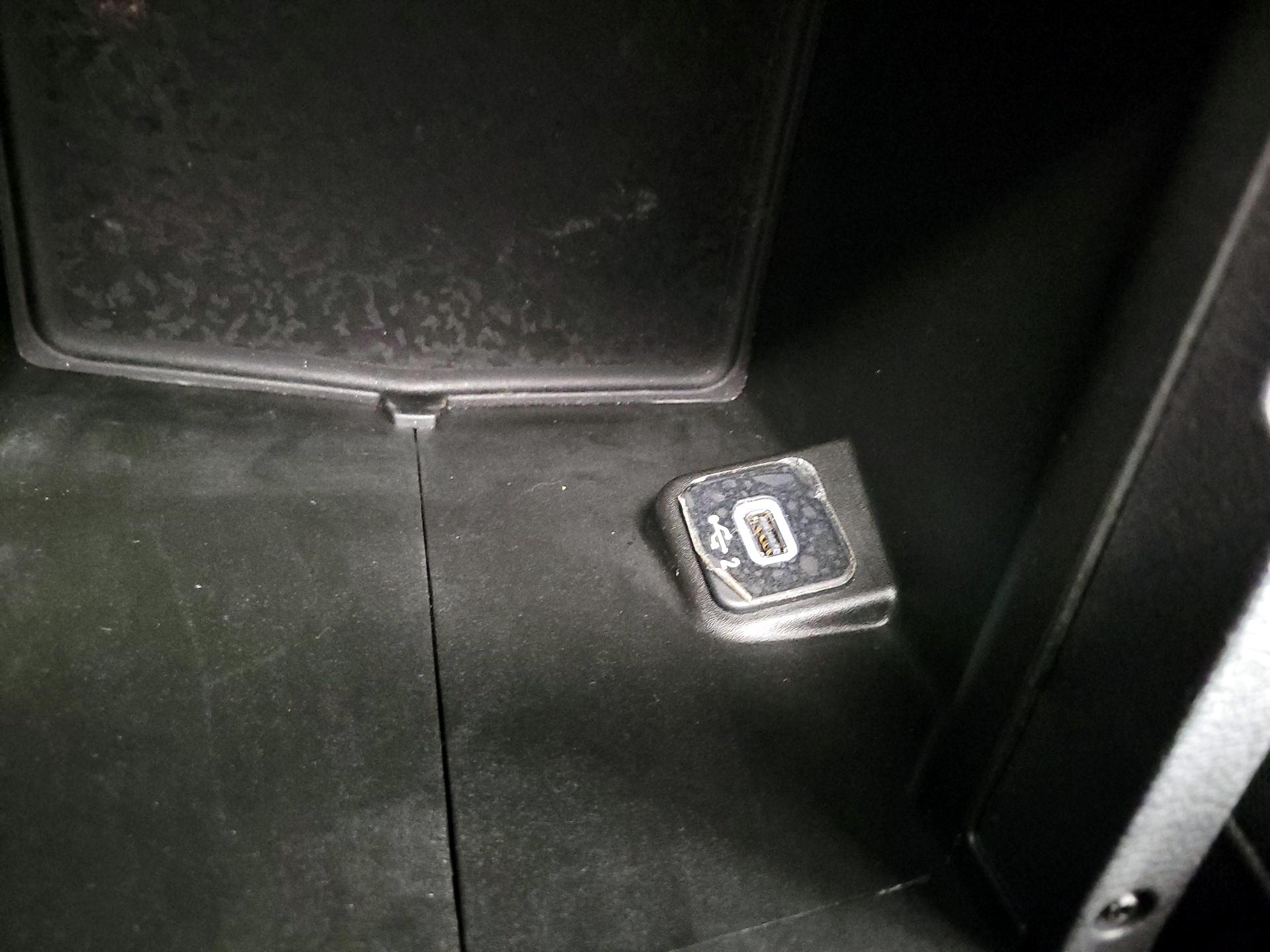 Thumbnail: 2018 Jeep Wrangler - 18